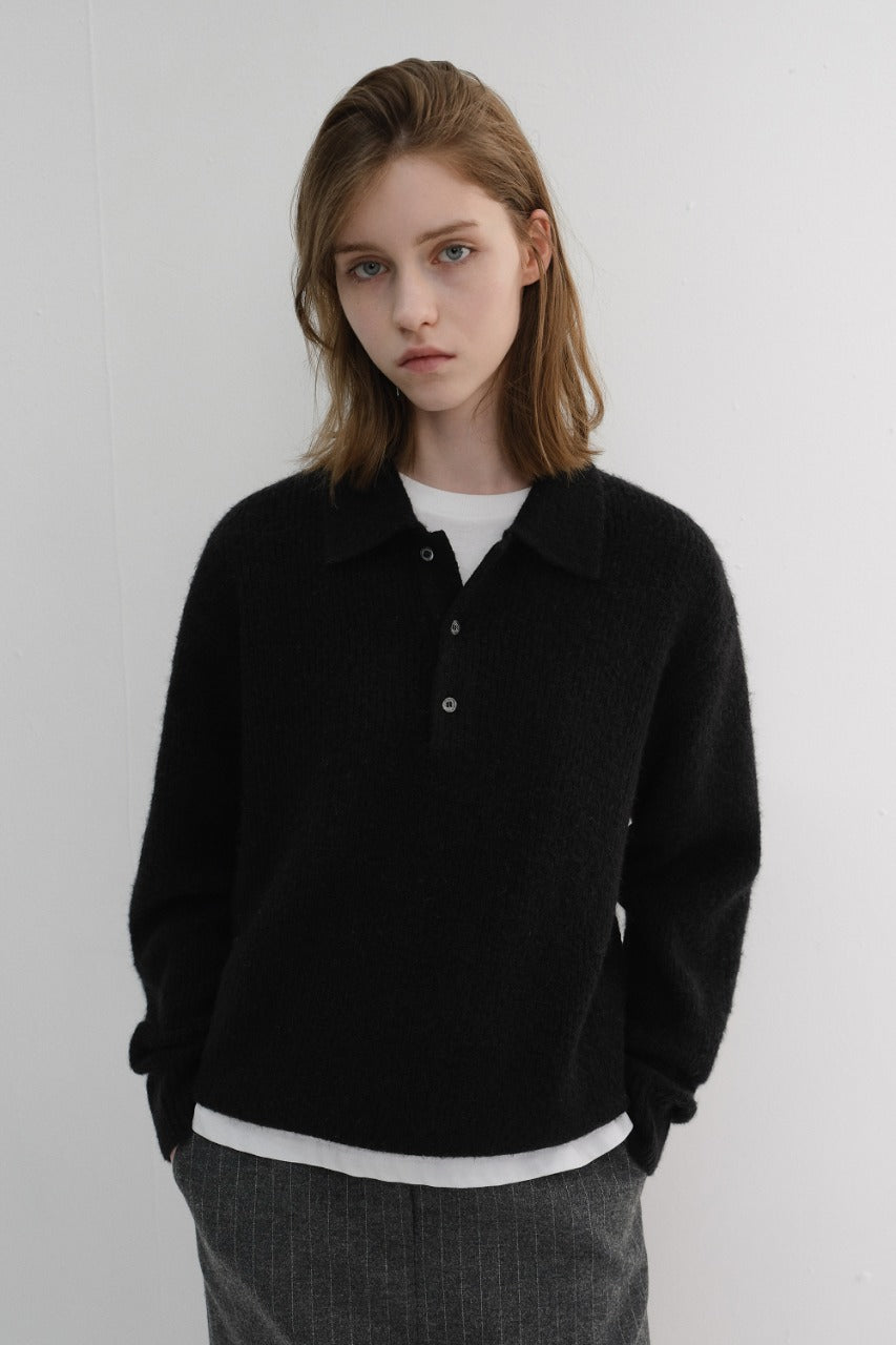 Dunst Unisex Hairy Collared Sweater Black
