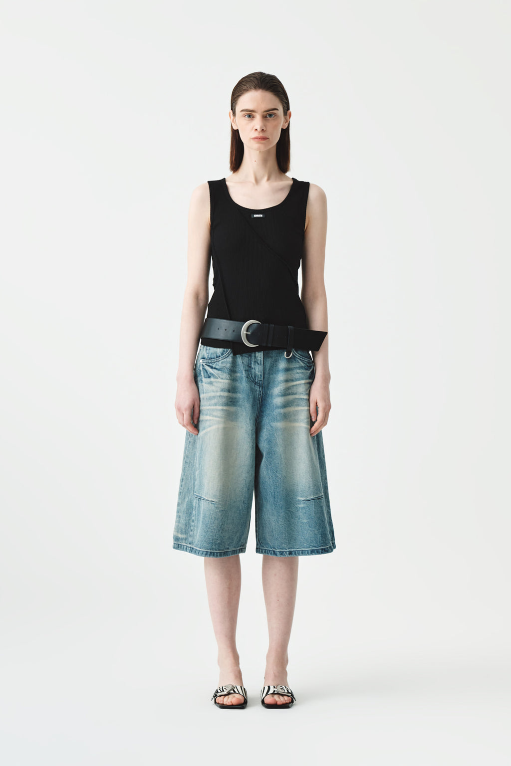Matinkim Matin Kim Ribbed Slim Sleeveless IN Black