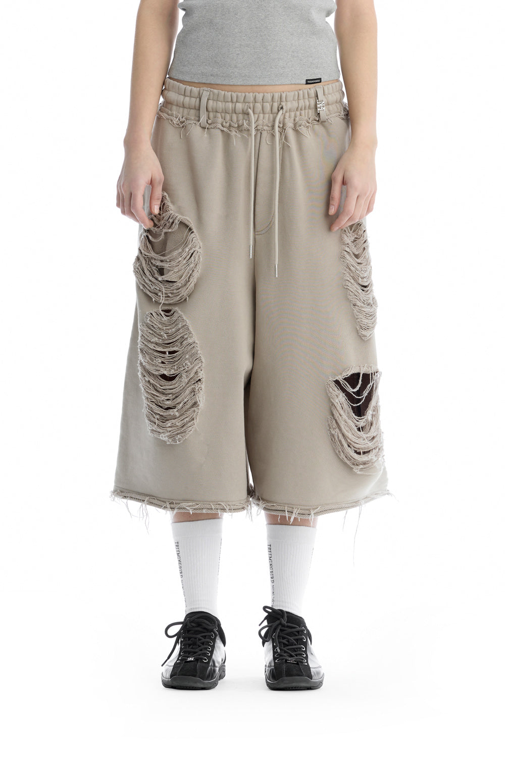 Treemingbird Scratch Damage Bermuda Sweat Pants Beige