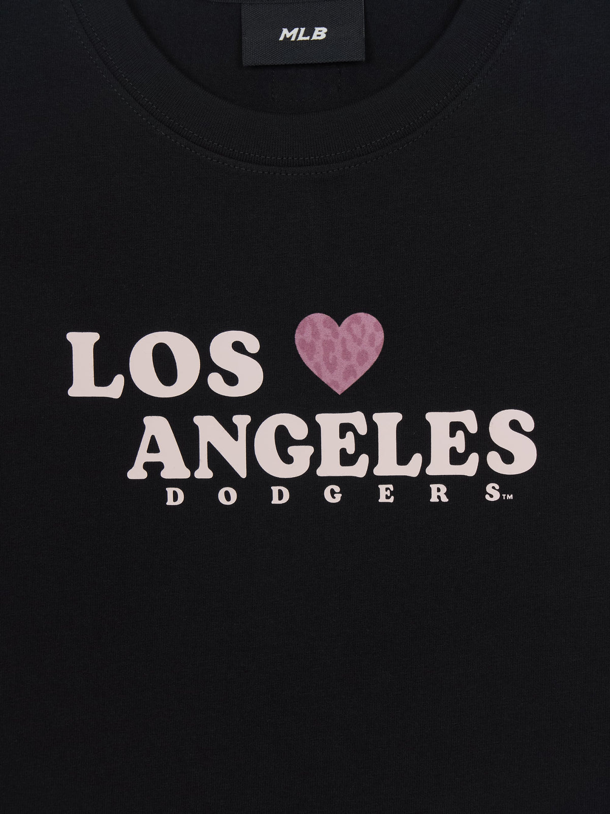 MLB Women's Leopard Heart Lettering Slim Semi Crop T-Shirts