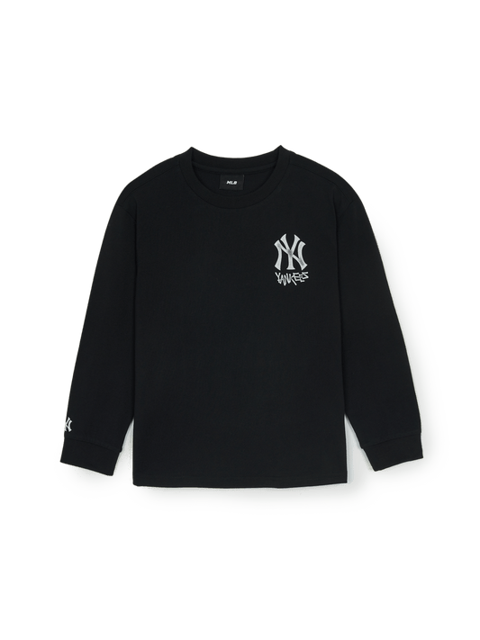 New York Yankees Basic Street Artwork Long Sleeve T-Shirt