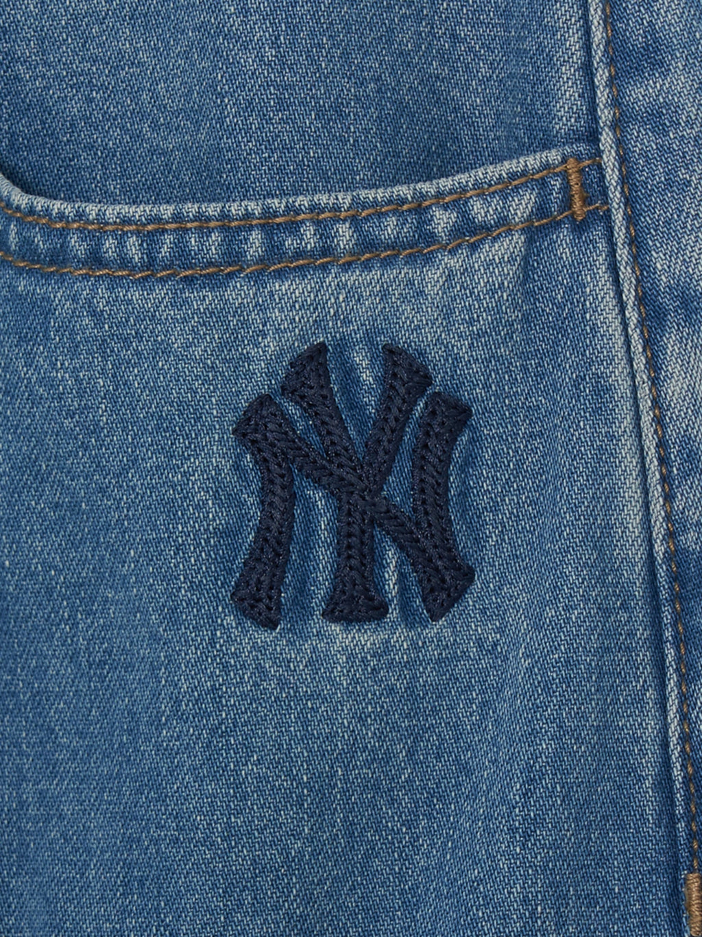 [mlb korea] Men's Varsity Vintage Slub Cargo Denim Bermuda Pants