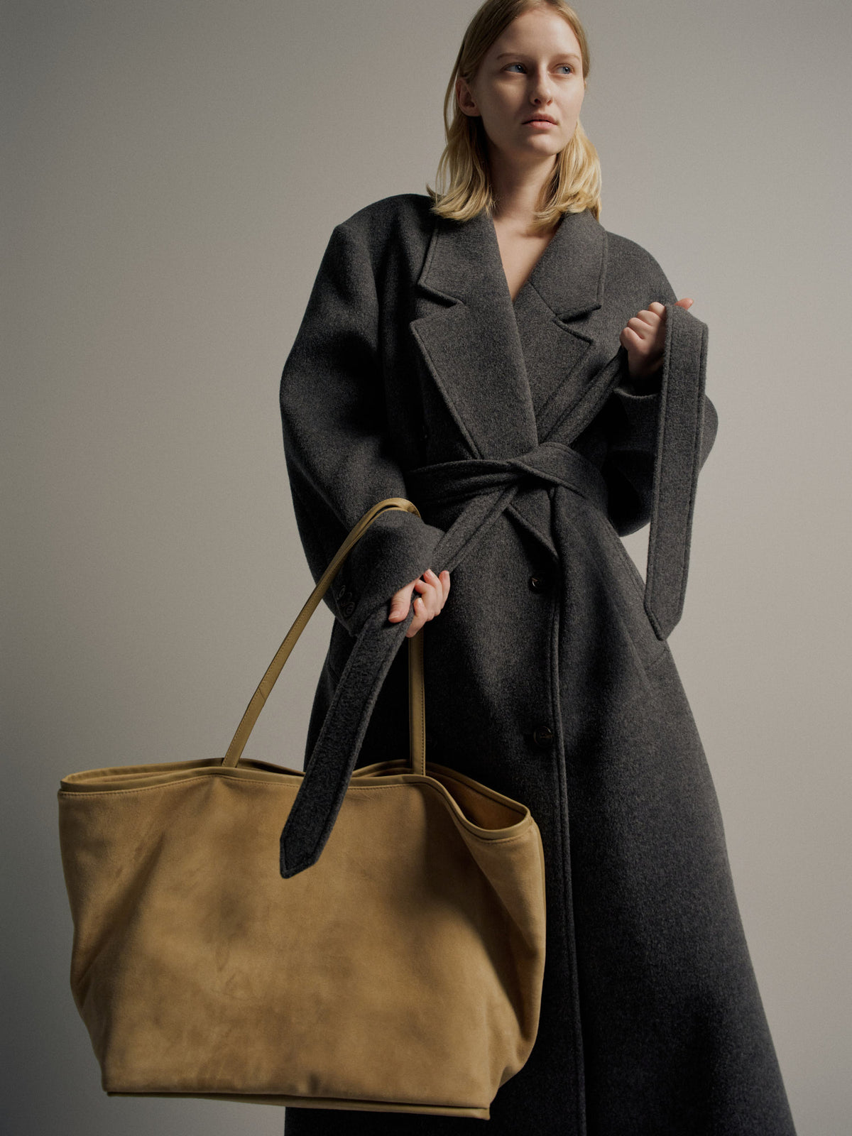 Facade Pattern Breeze Shopper Suede Bag sand