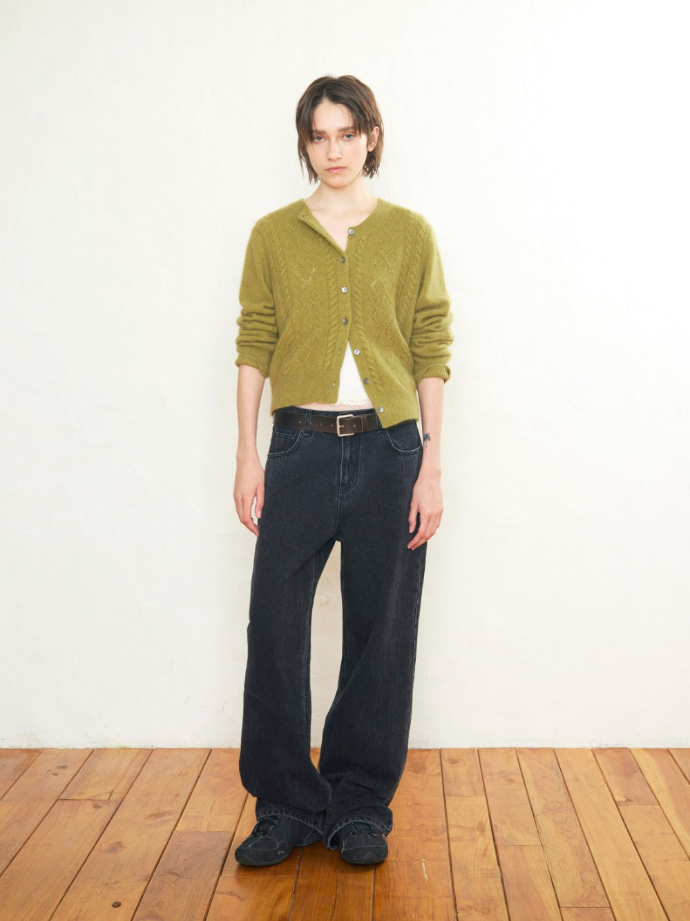 Low Classic Semi Wide-Leg Jeans Black