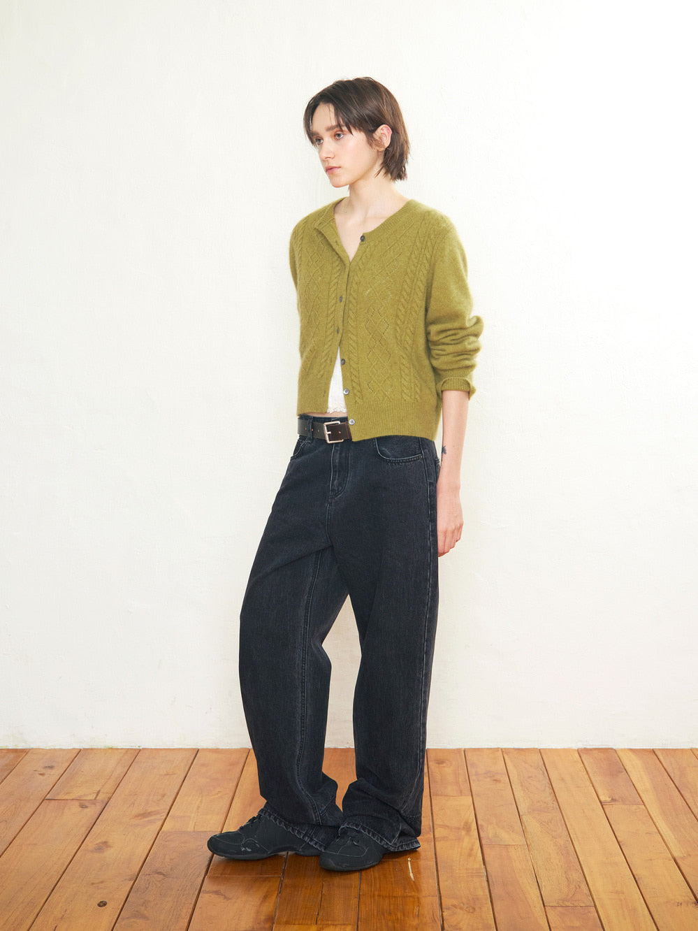 Low Classic Semi Wide-Leg Jeans Black