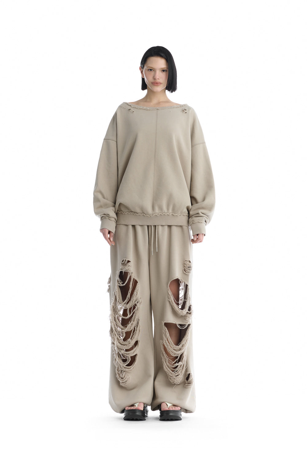 Treemingbird Scratch Damage Boat Neck Sweat Shirt Beige