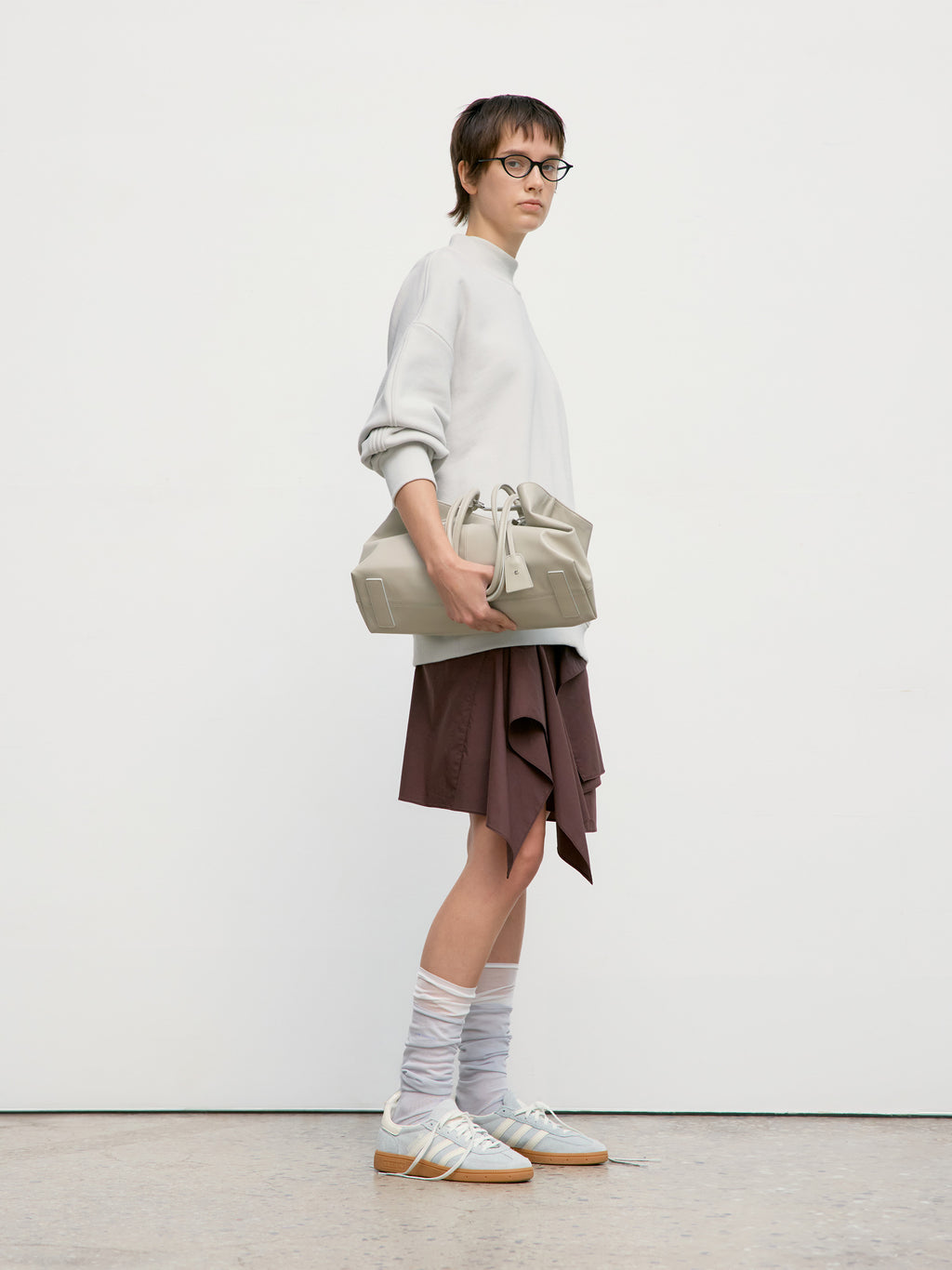 Low Classic Elbow Stitch Sweatshirt Light Grey