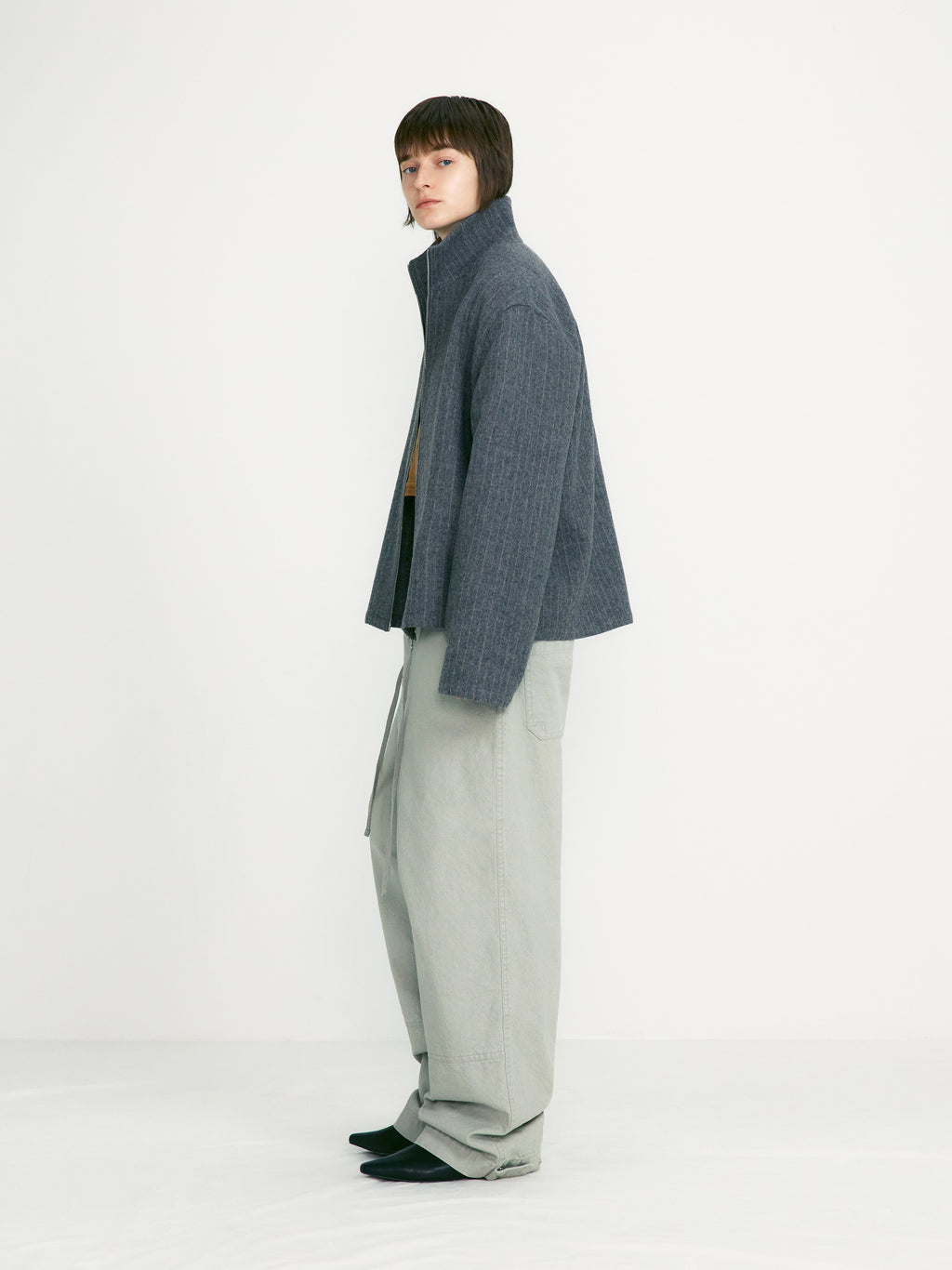 [low_classic] Stripe Wool Zip Shirt Jacket
Multi Striped Gr