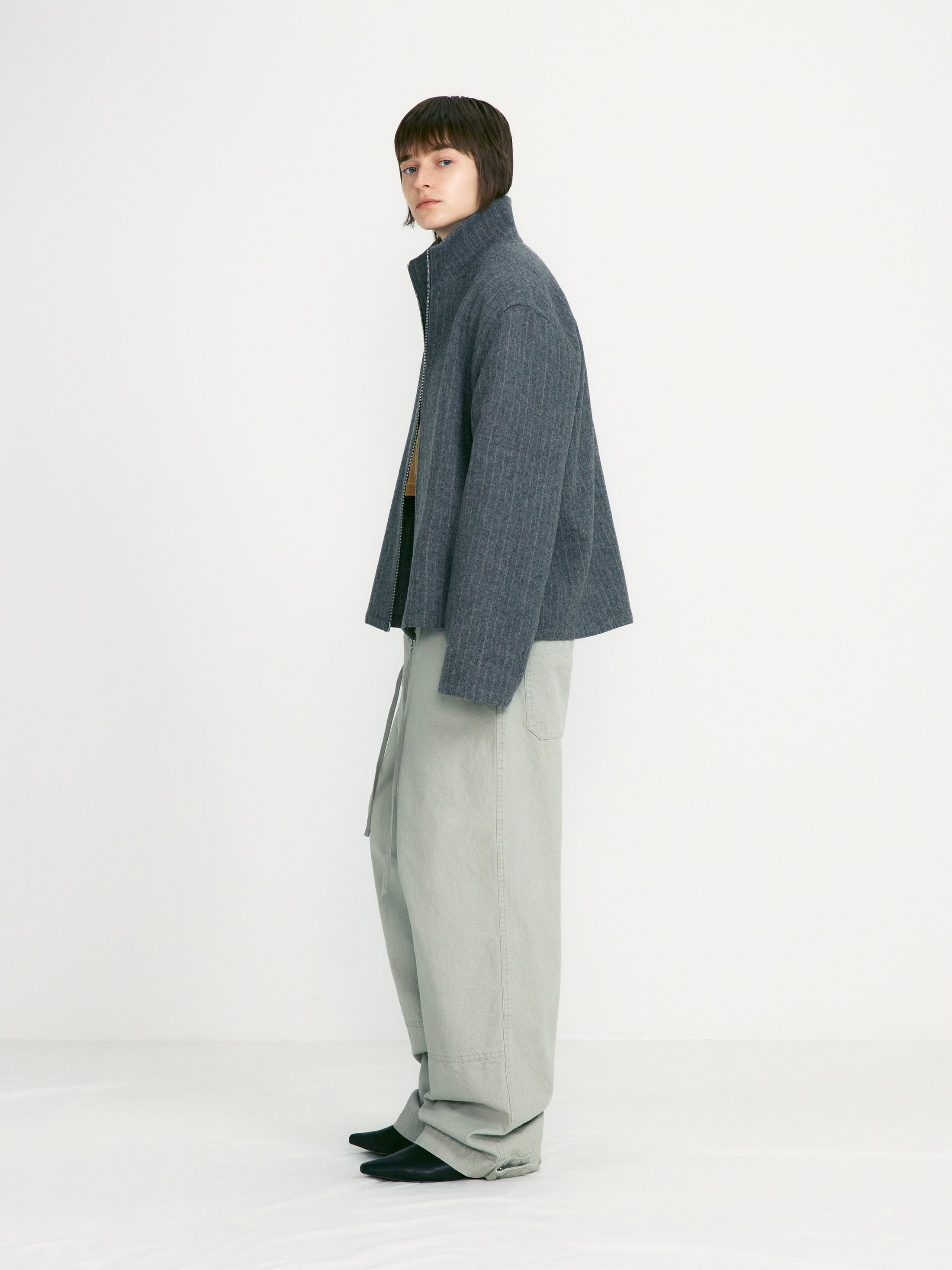 [low_classic] Stripe Wool Zip Shirt Jacket
Multi Striped Gr