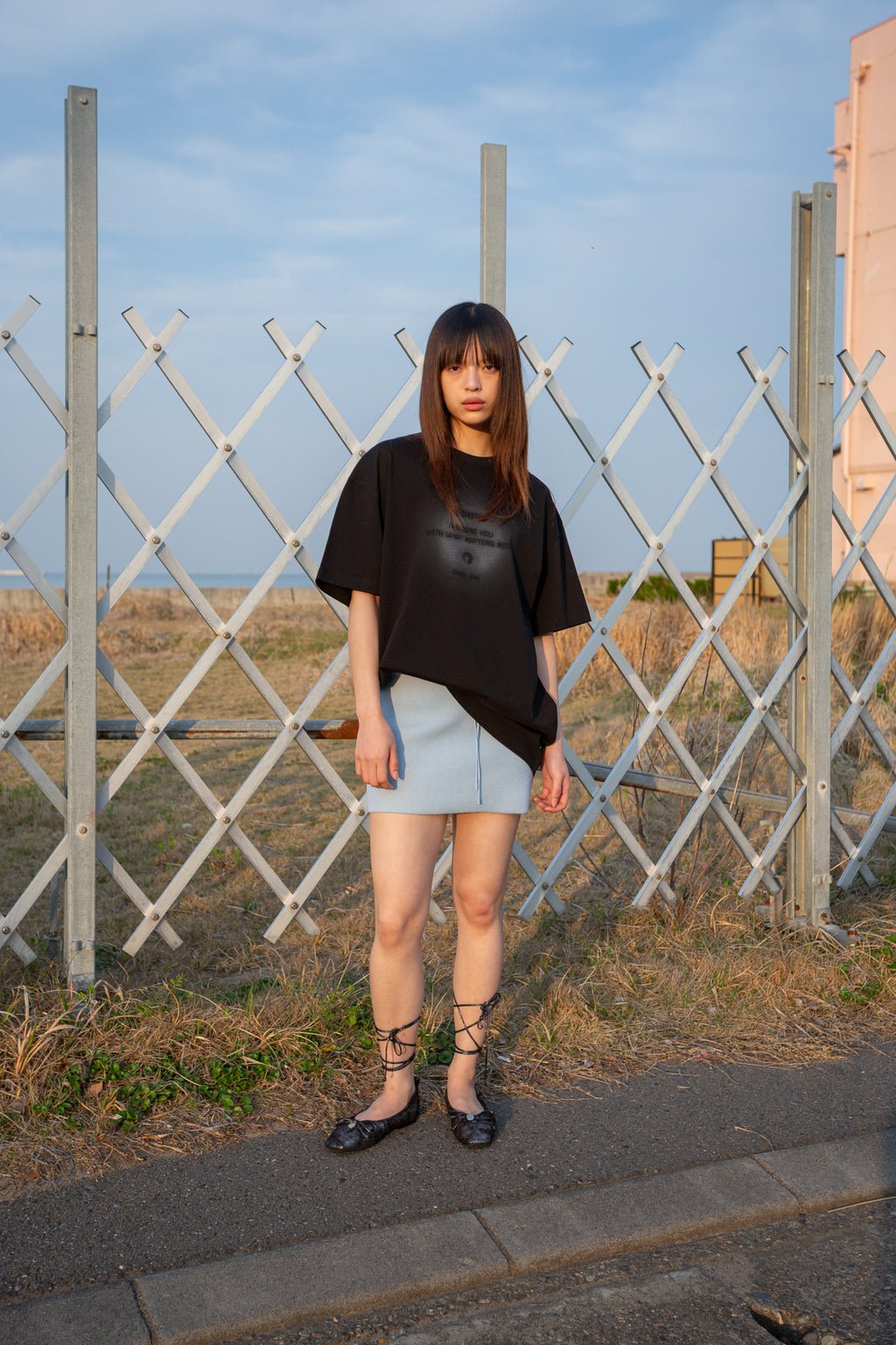 [matinkim] TWO TONE BANDING KNIT MINI SKIRT IN BLUE