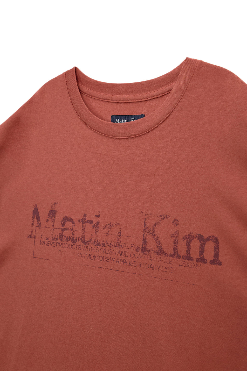 [matinkim] STAMP LOGO GRAPHIC OVERSIZE TOP FOR MEN IN BRICK