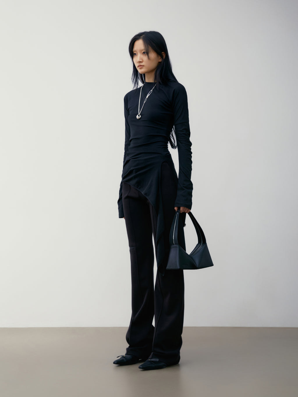 [low_classic] LC WRAP T-SHIRT
BLACK