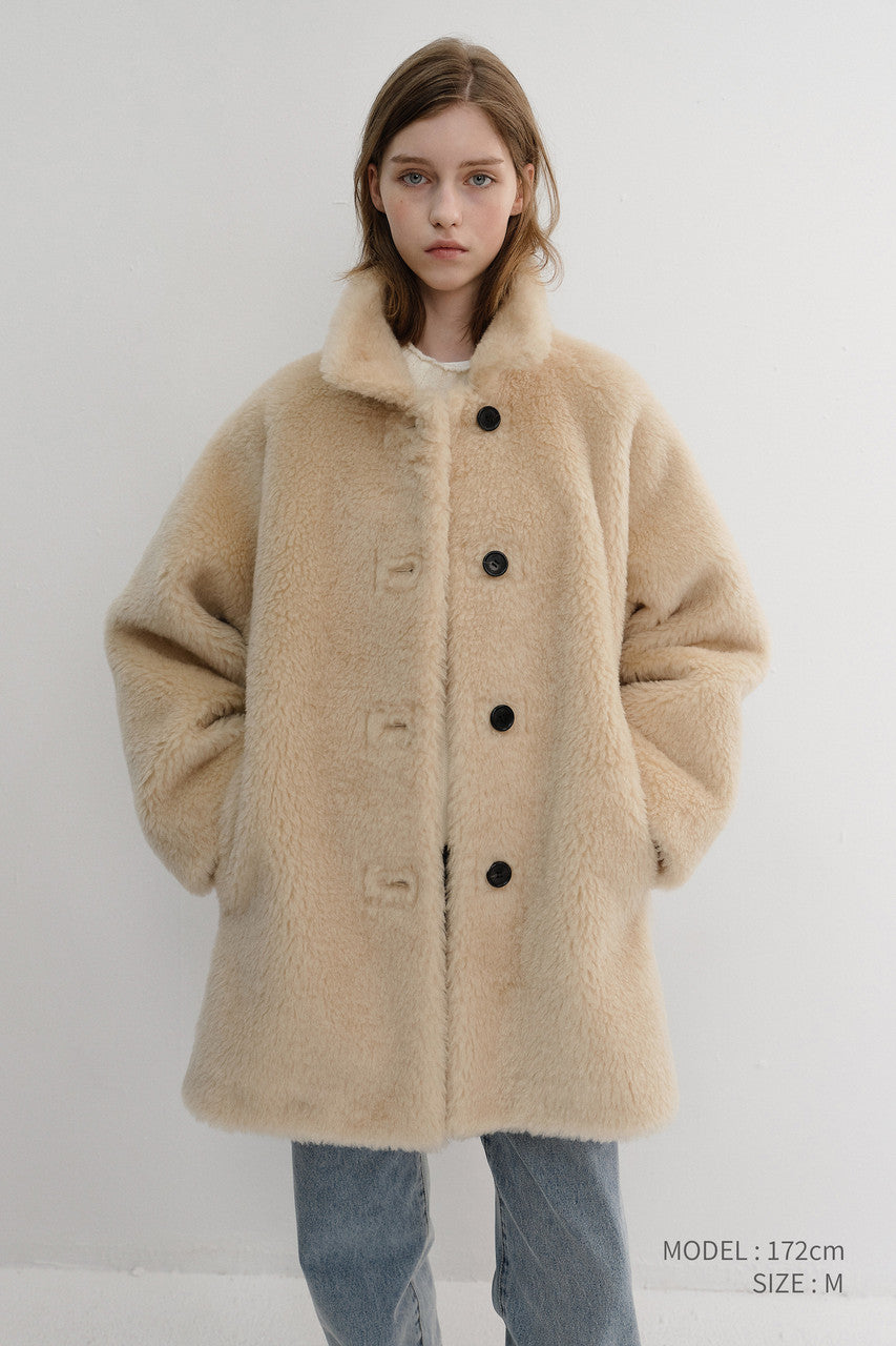 Dunst Fluffy Fur Jacket Cream Beige