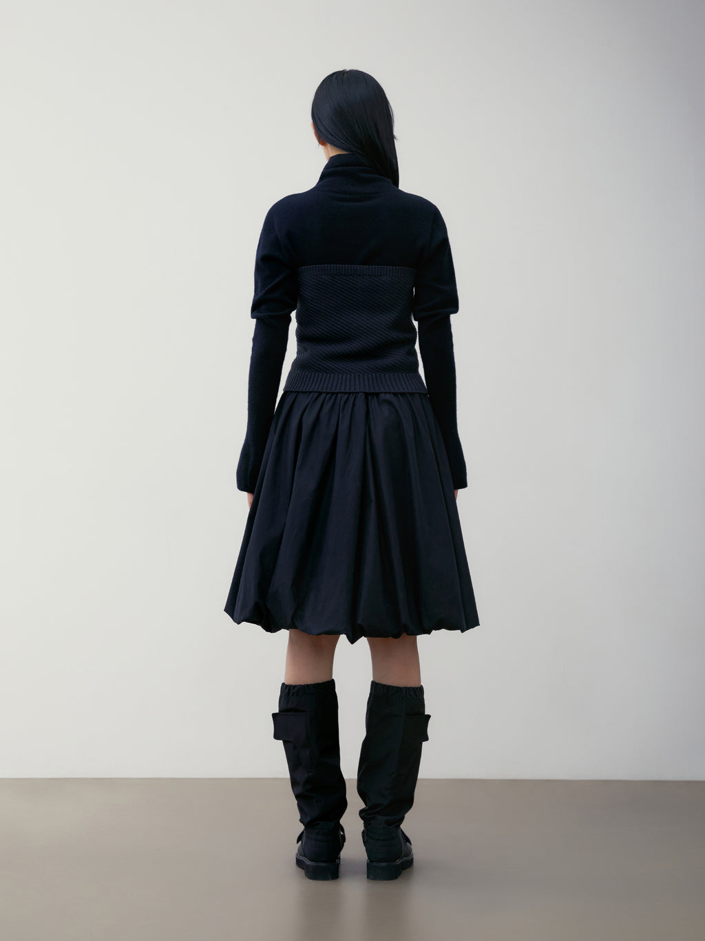 [low_classic] BUBBLE MIDI SKIRT
BLACK