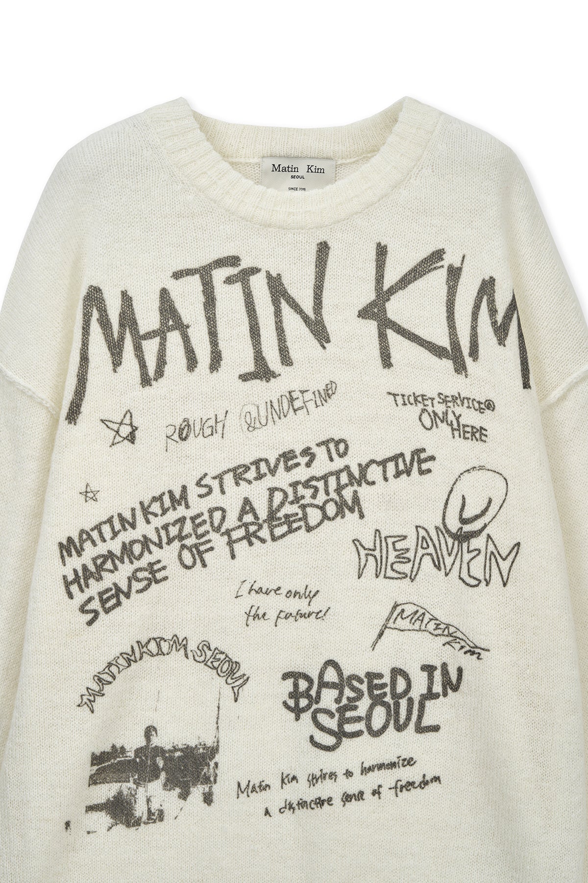 [matinkim] GRAFFITI ARTWORK KNIT PULLOVER IN IVORY