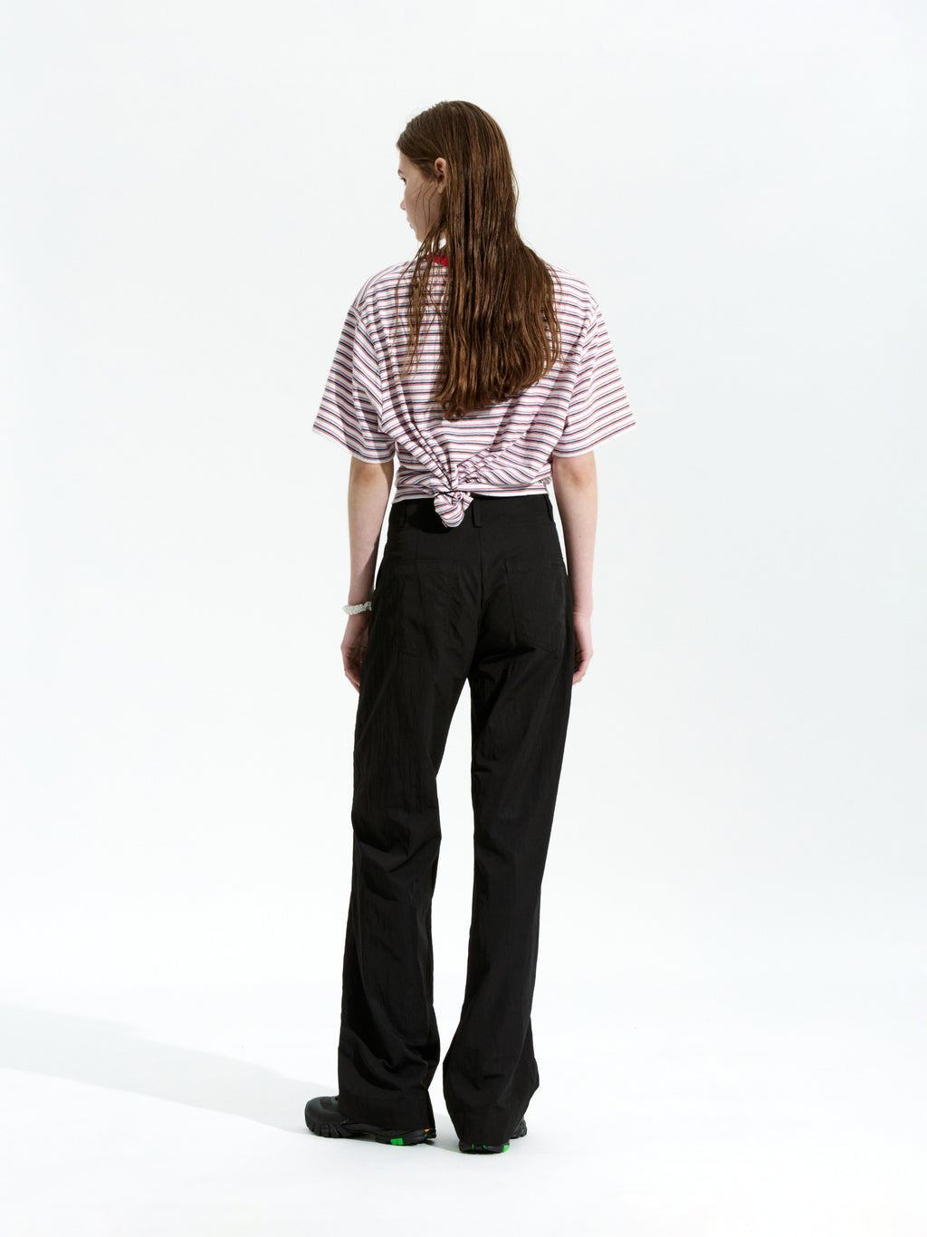 [Low Classic] Soft Nylon Straight-Fit Pants_Black