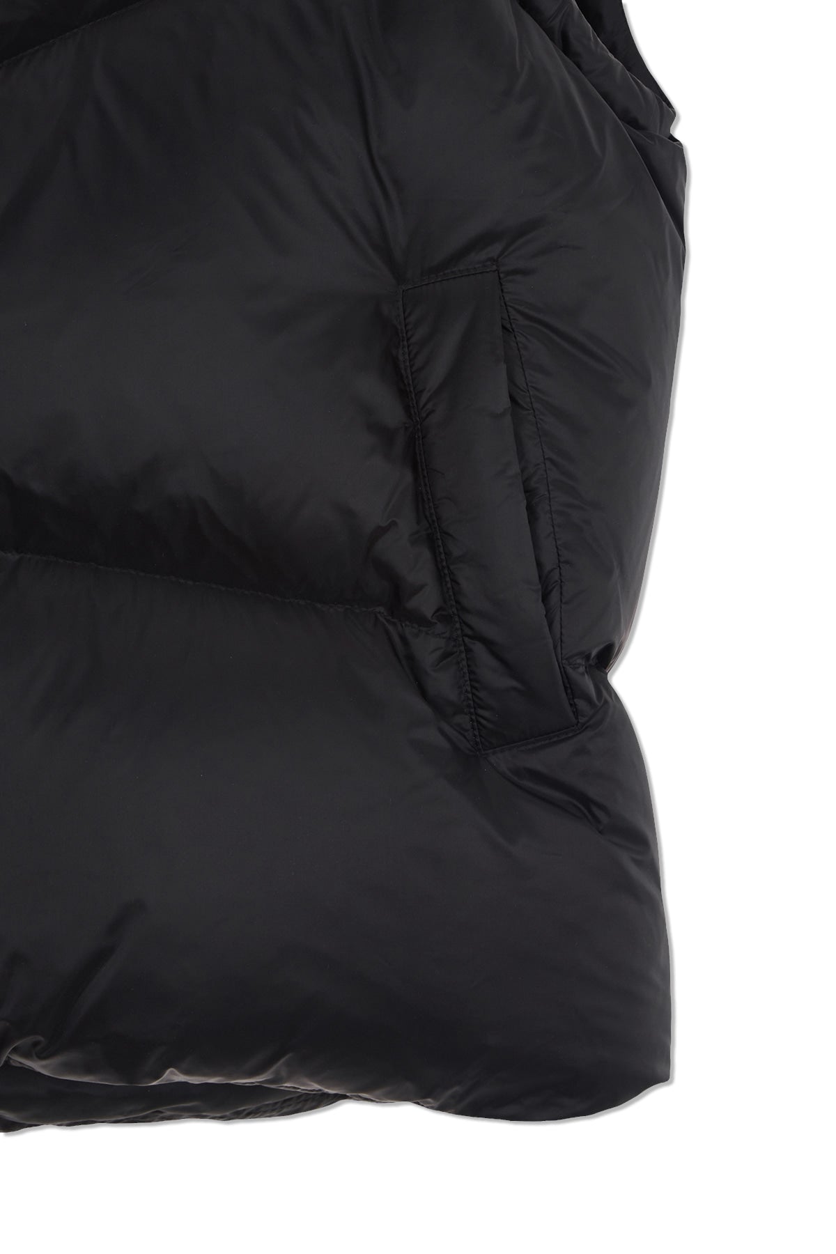 [matinkim] UNBALANCE QUILTED DOWN VEST FOR MEN IN BLACK