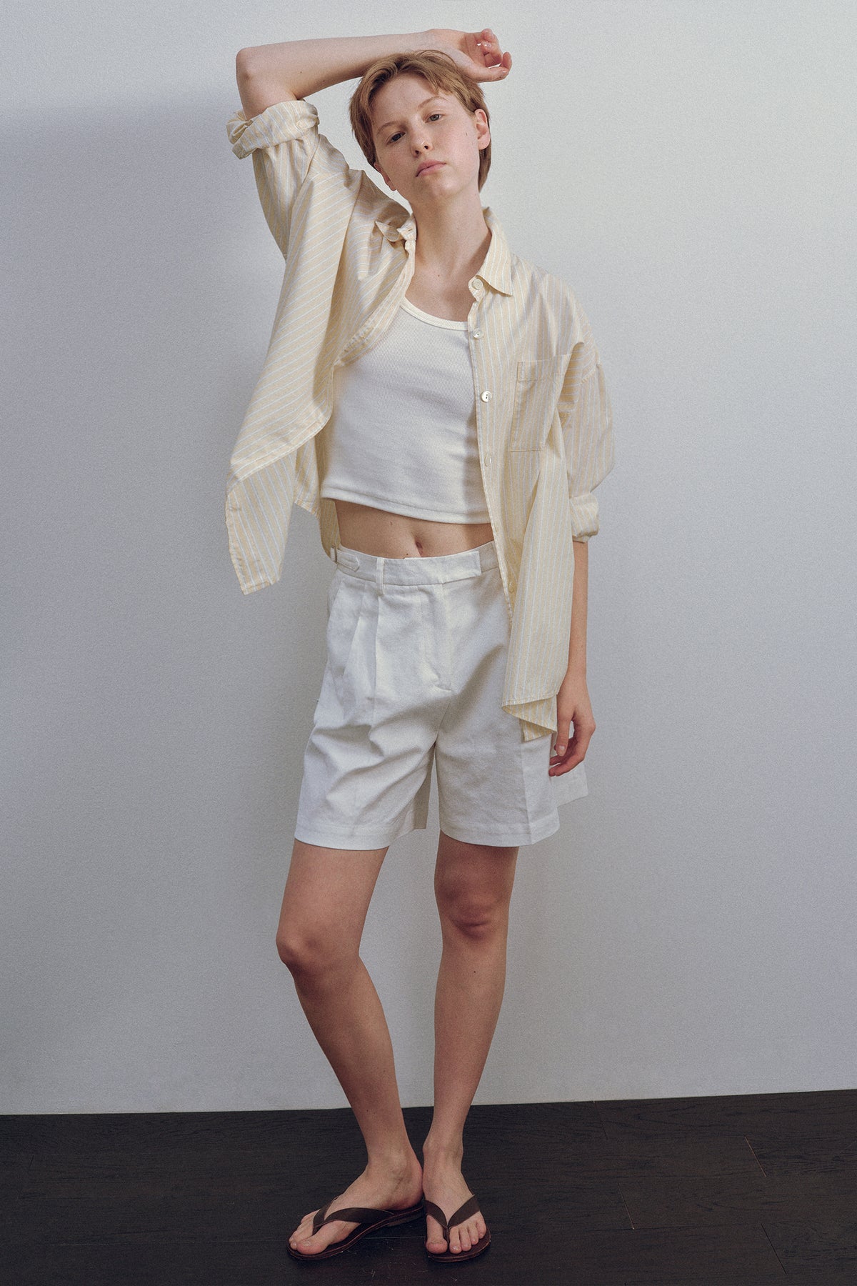 Nothing Written Double tuck wide short (White)