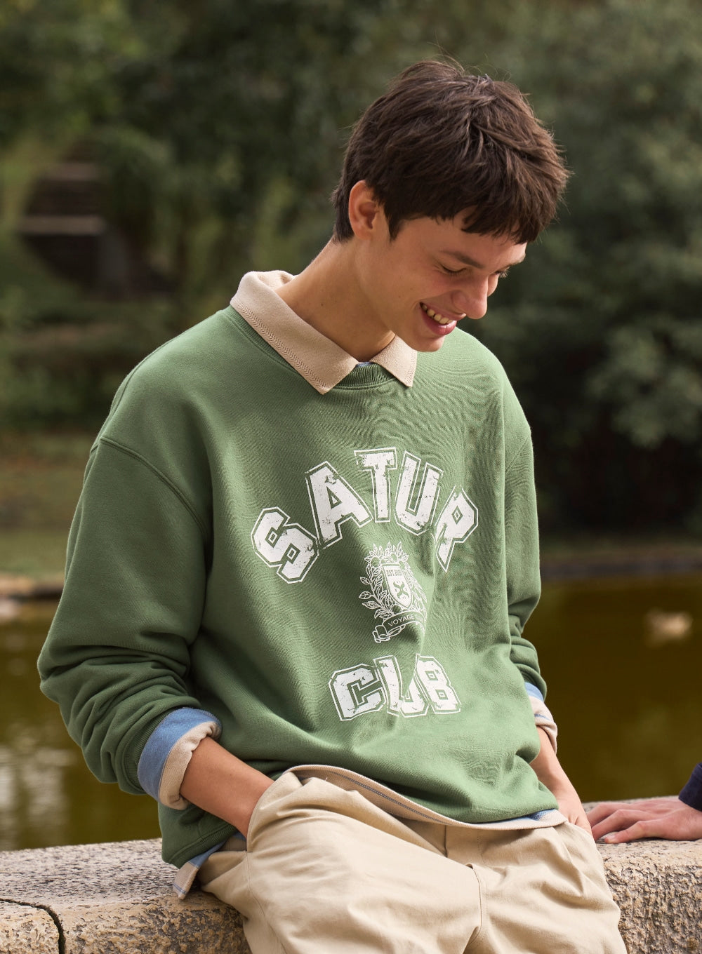 Satur Crest Symbol Sweatshirt - Green