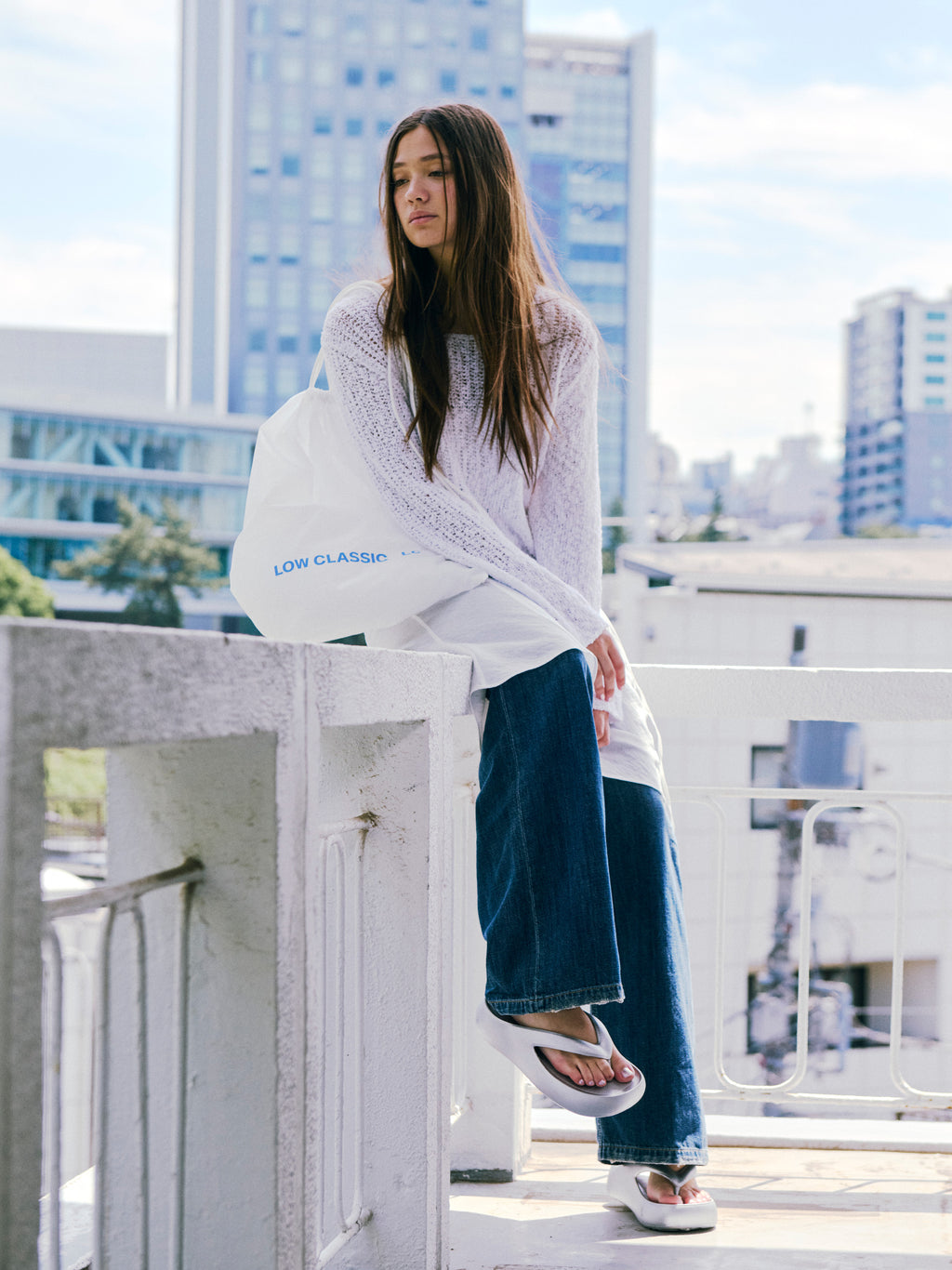 Low Classic Wave Cropped Sweater Ivory