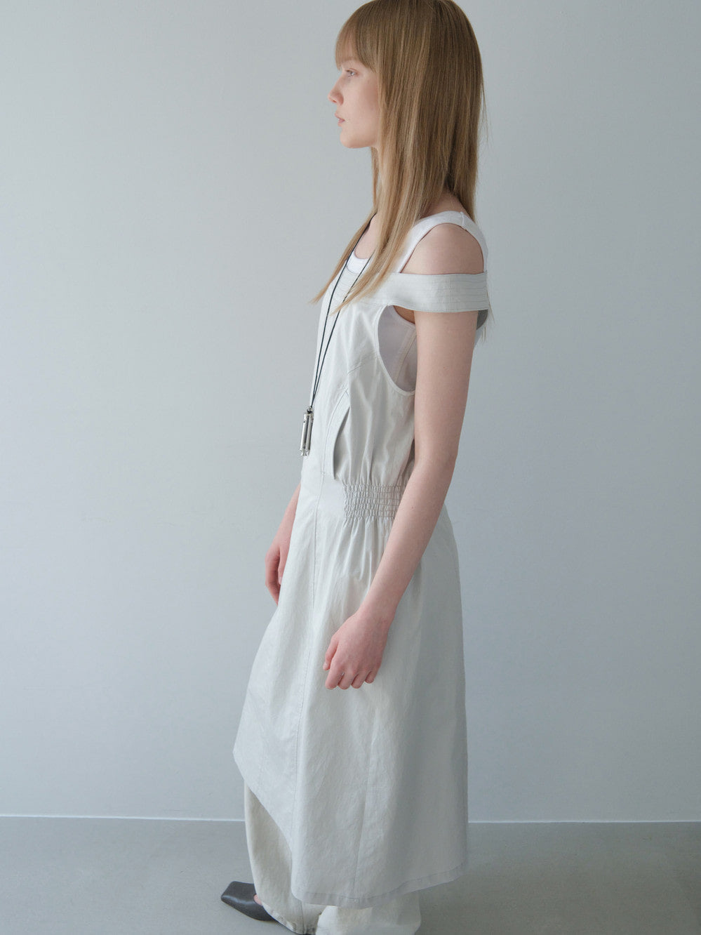 Low Classic Off Shoulder Cotton Dress Light Grey