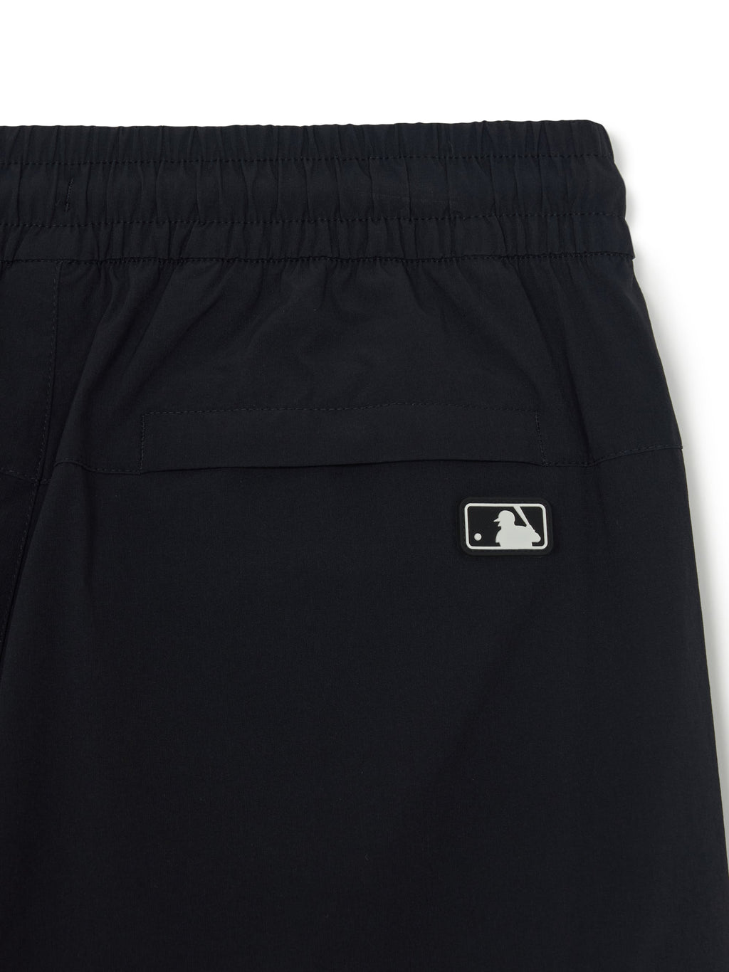 MLB Korea Basic Gorpcore Nylon Cargo 9in Shorts