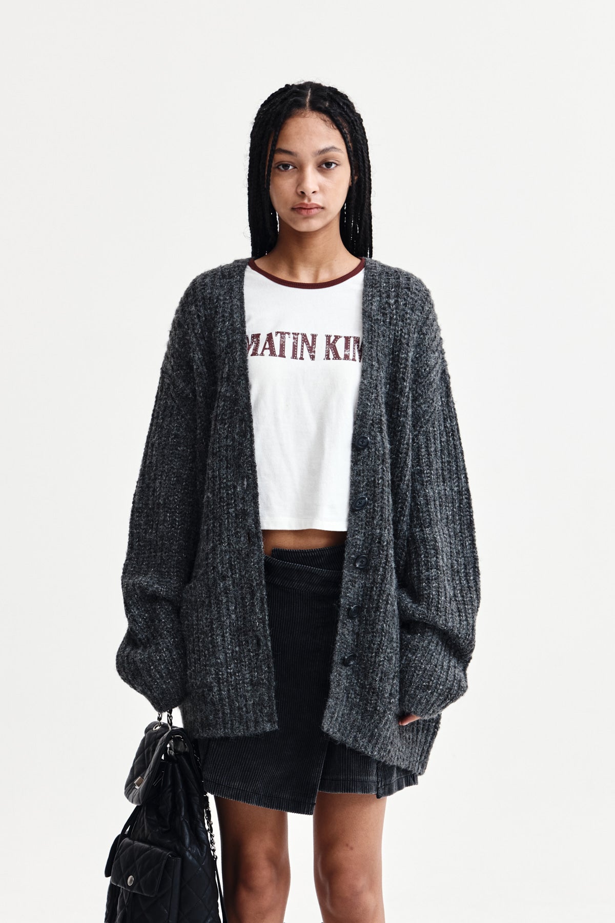 [matinkim] SIDE BUTTON POINT OVERFIT CARDIGAN IN CHARCOAL