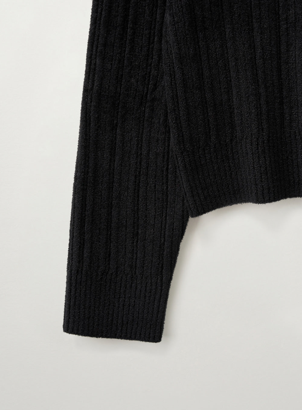 [satur] (W) Fleece Crew Neck Cardigan - Black
