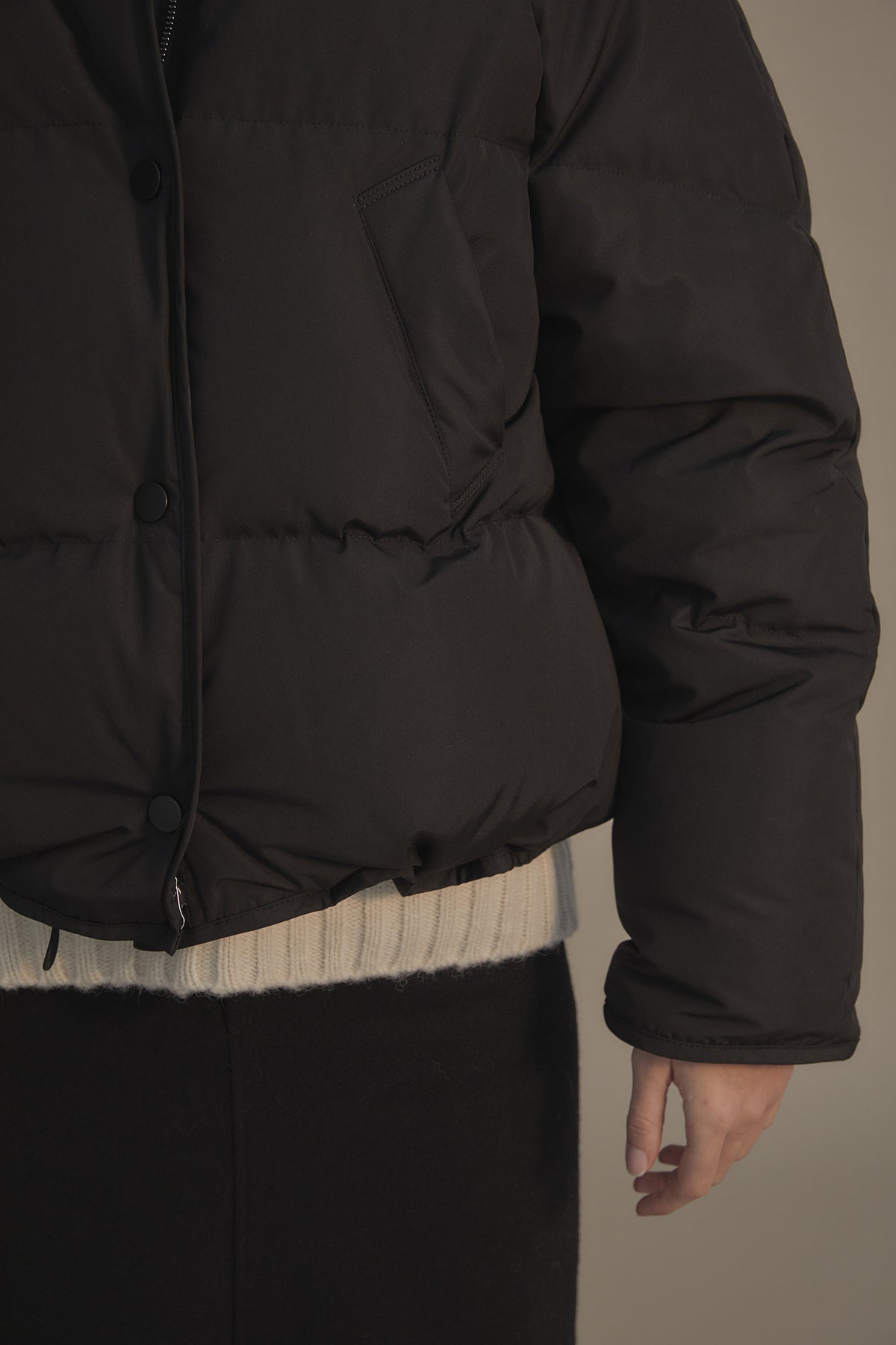Nothing Written Cropped string puffer jacket (Black)