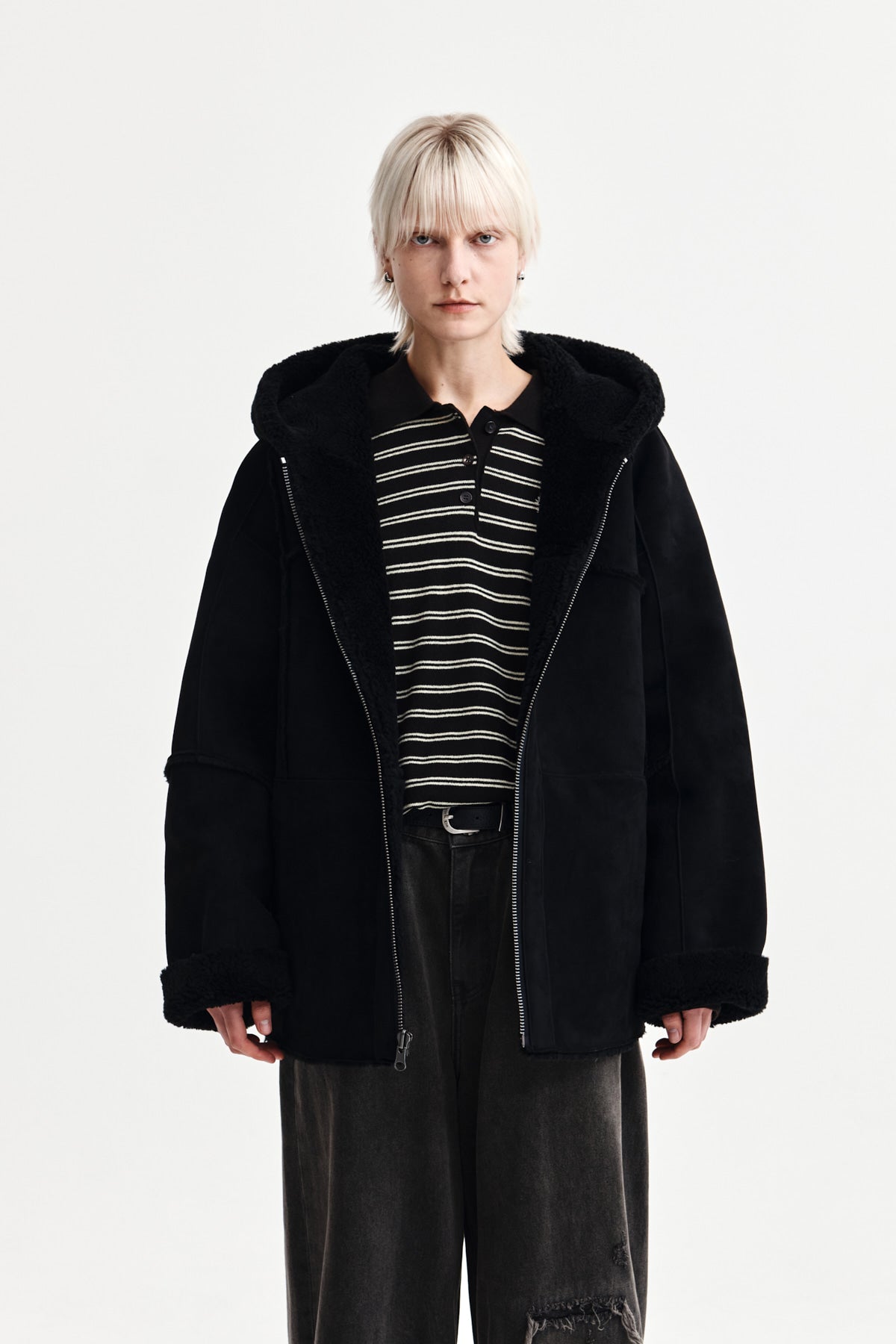 [matinkim] REVERSIBLE HOODY MUSTANG IN BLACK