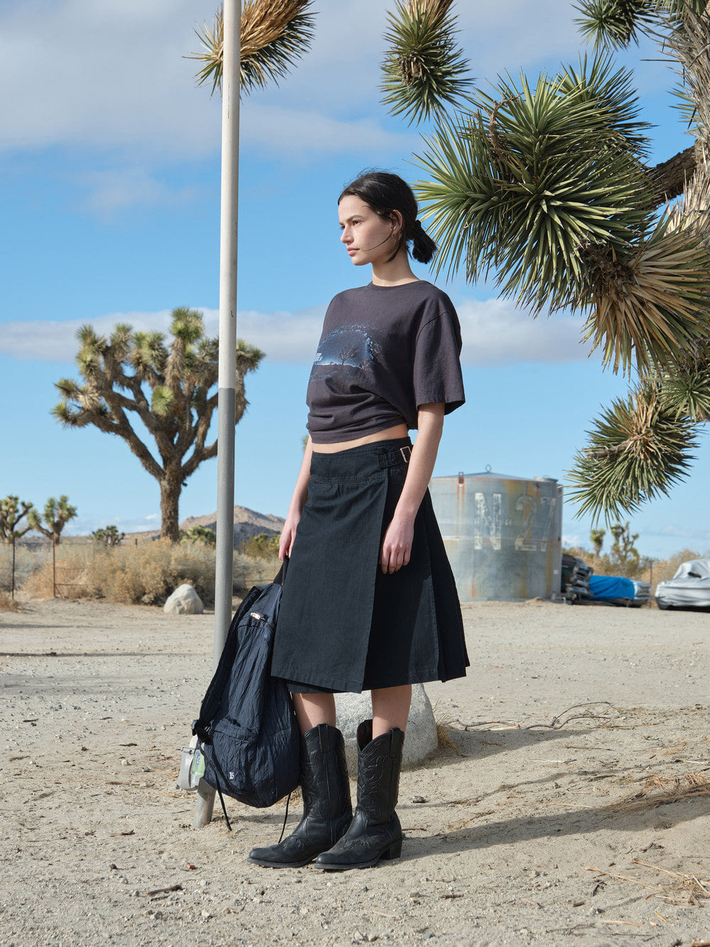 Low Classic Joshua Tree T-Shirt Deep Charcoal