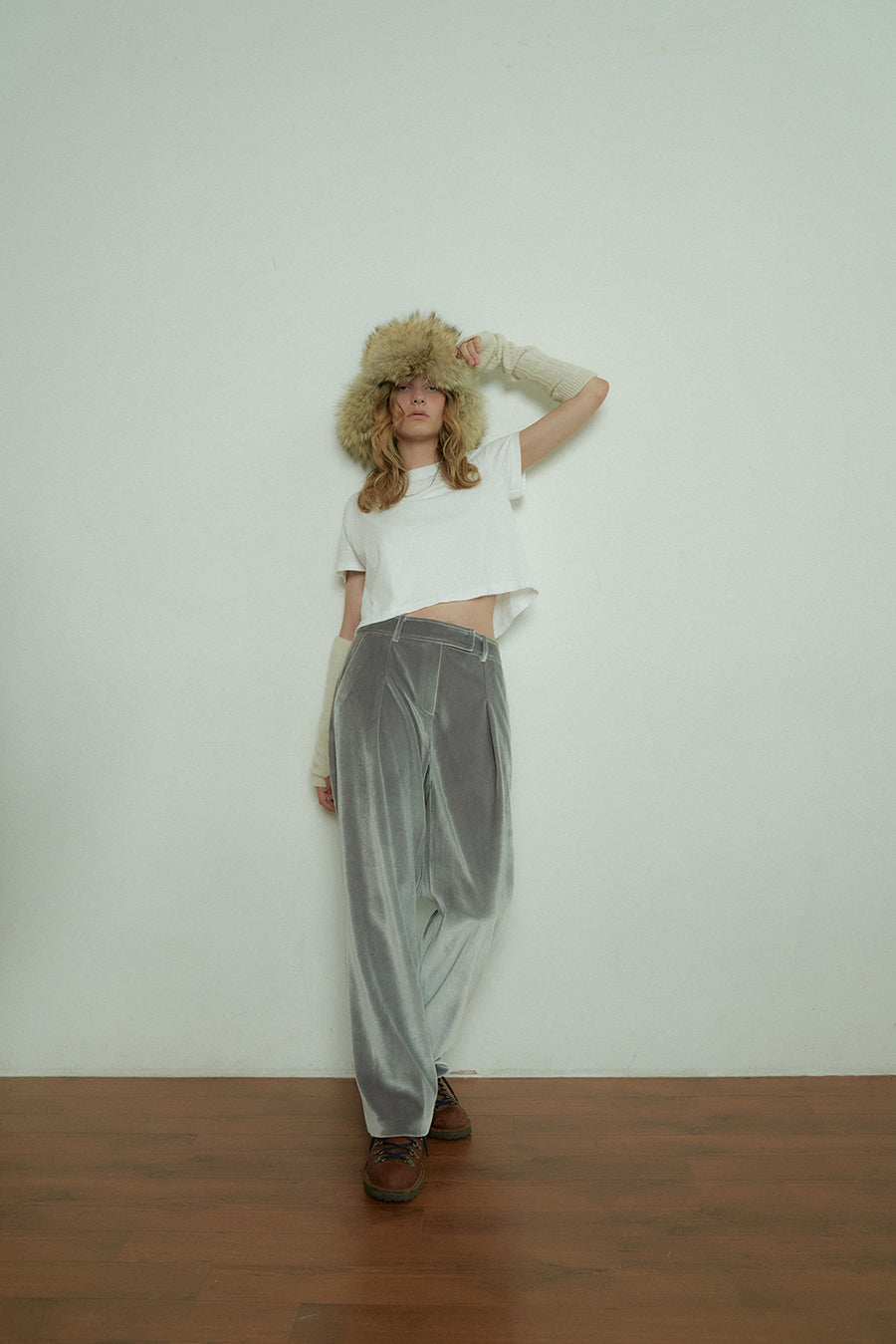 Overdueflair Velvet Low Wide Pants Silver