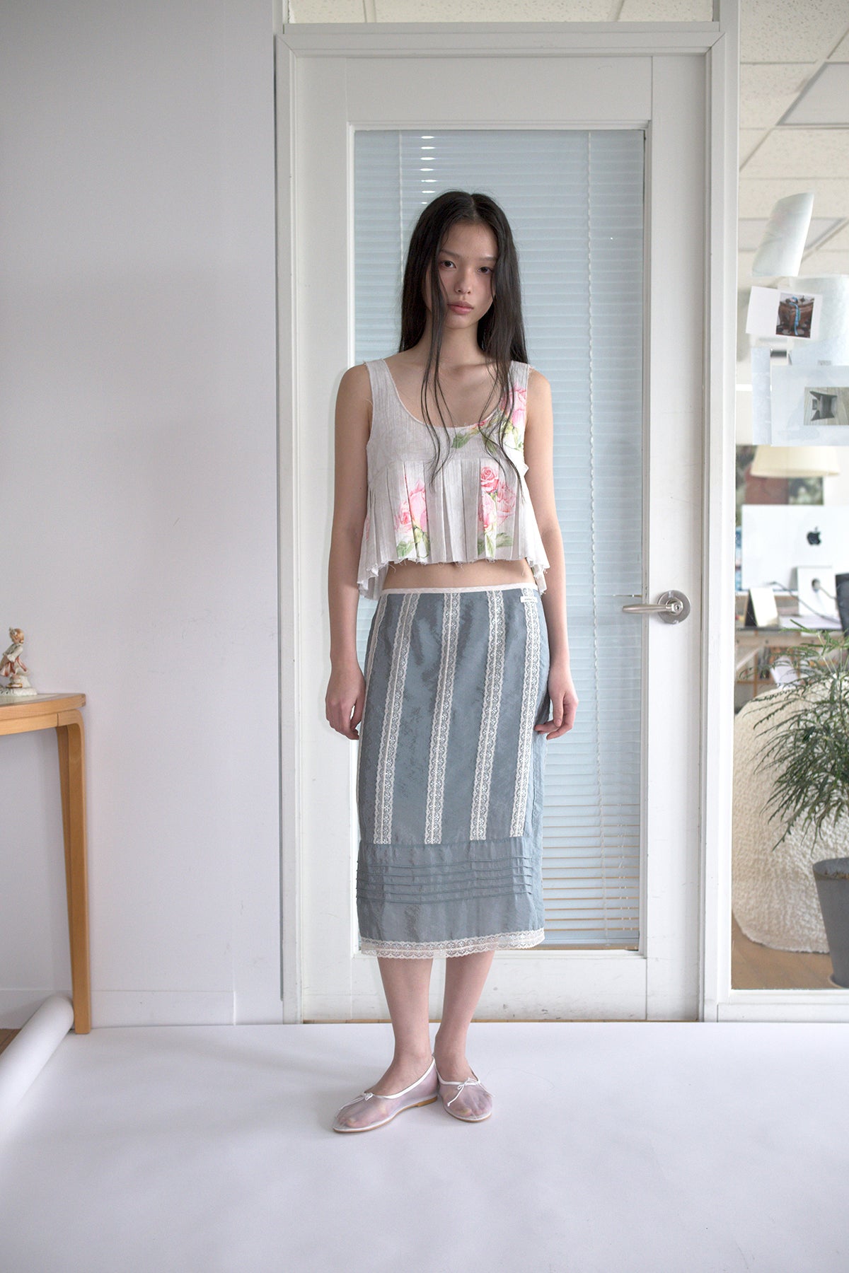 Overdueflair Lace Pintuck Midi Skirt Mid Grey