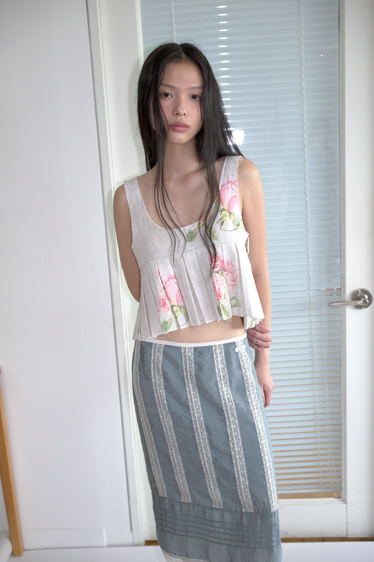 Overdueflair Lace Pintuck Midi Skirt Mid Grey