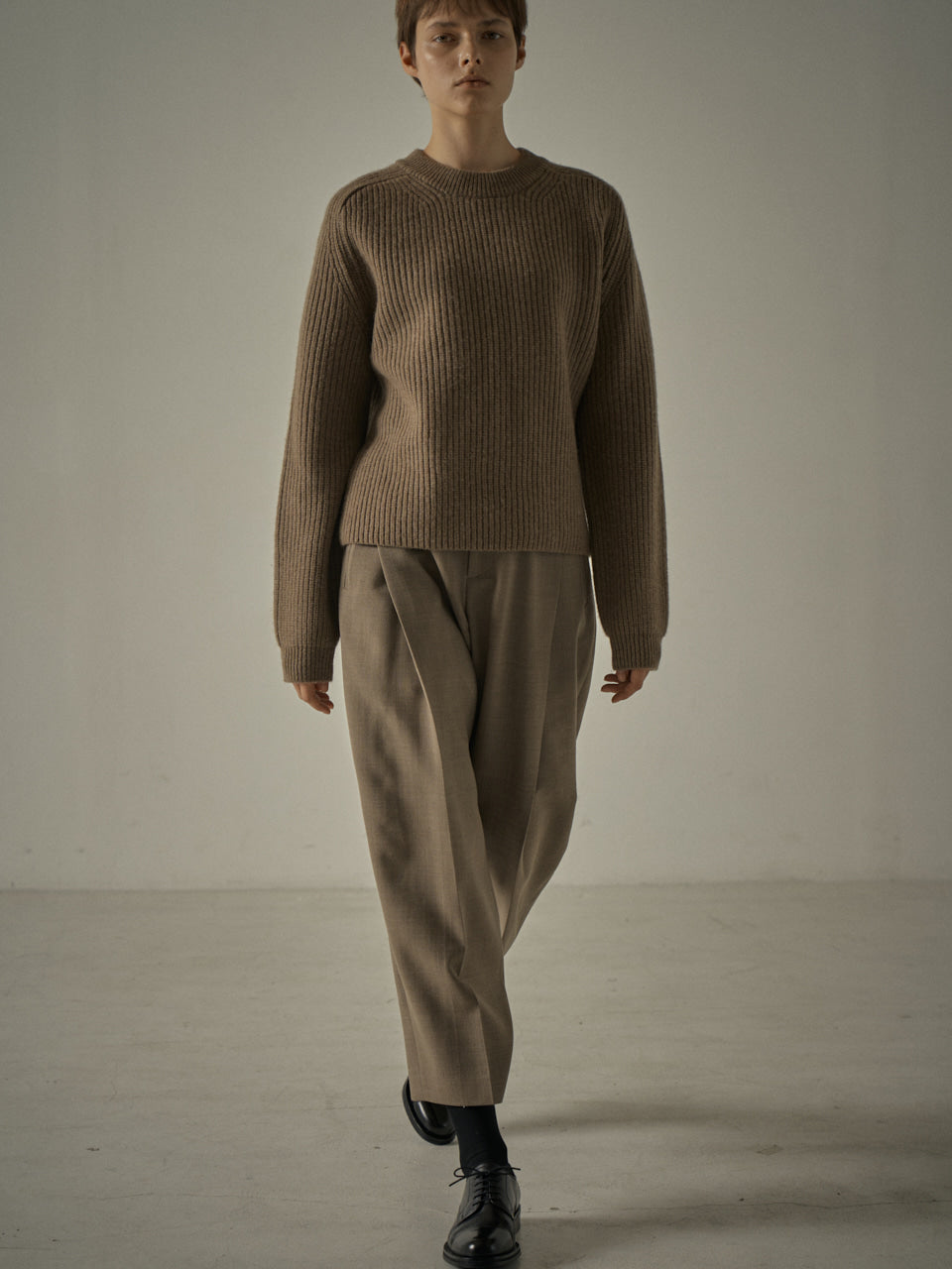 Facade Pattern Round Wool Pants cocoa brown