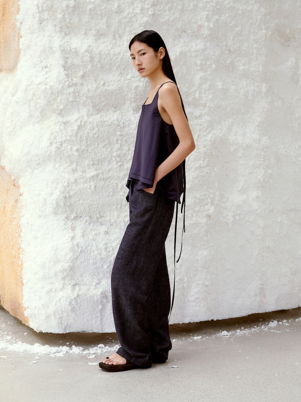 Low Classic Flared Sleeveless Top Navy