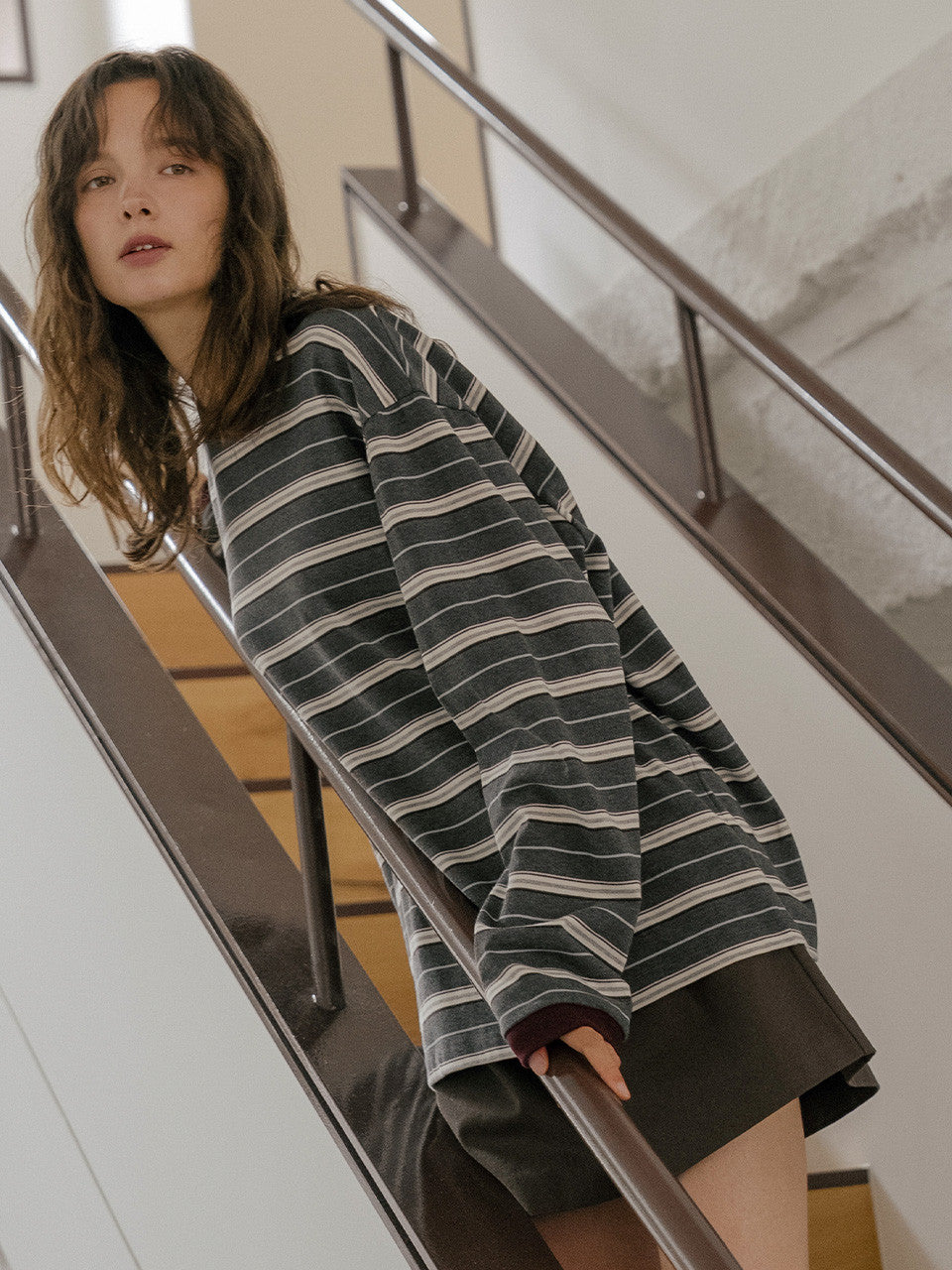 Tillidie Signature stripe t-shirt Charcoal