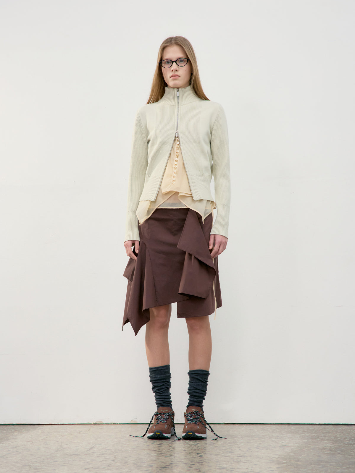 Low Classic Unbalance Drape Mini Skirt Brown