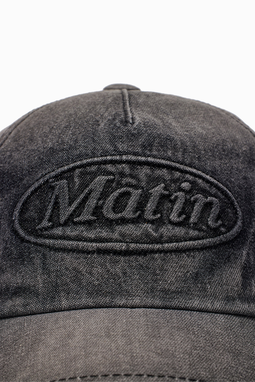 [matinkim] EMBOSSED LOGO DENIM BALL CAP IN BLACK