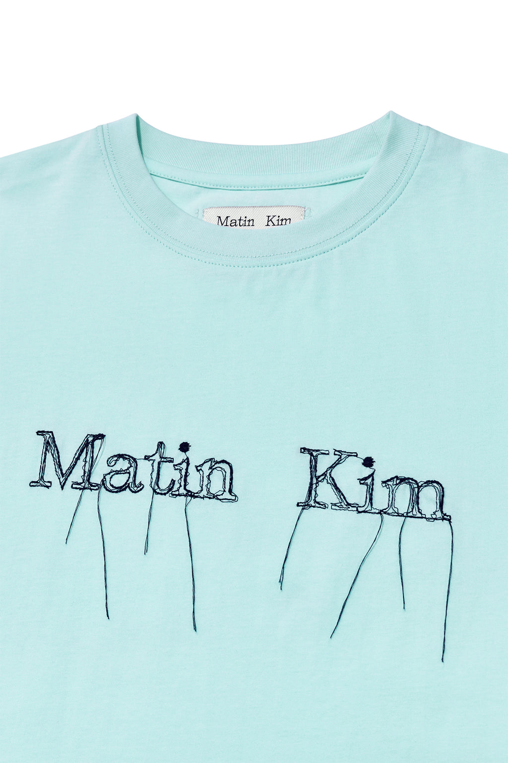 [matinkim] LOGO THREAD POINT CROP TOP IN LIGHT BLUE