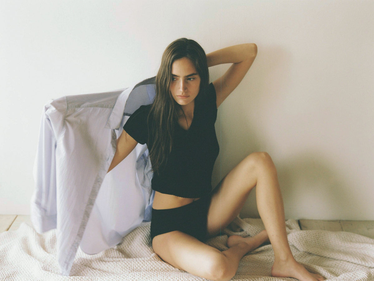 Nothing Written Tia v-neck knit (Black)