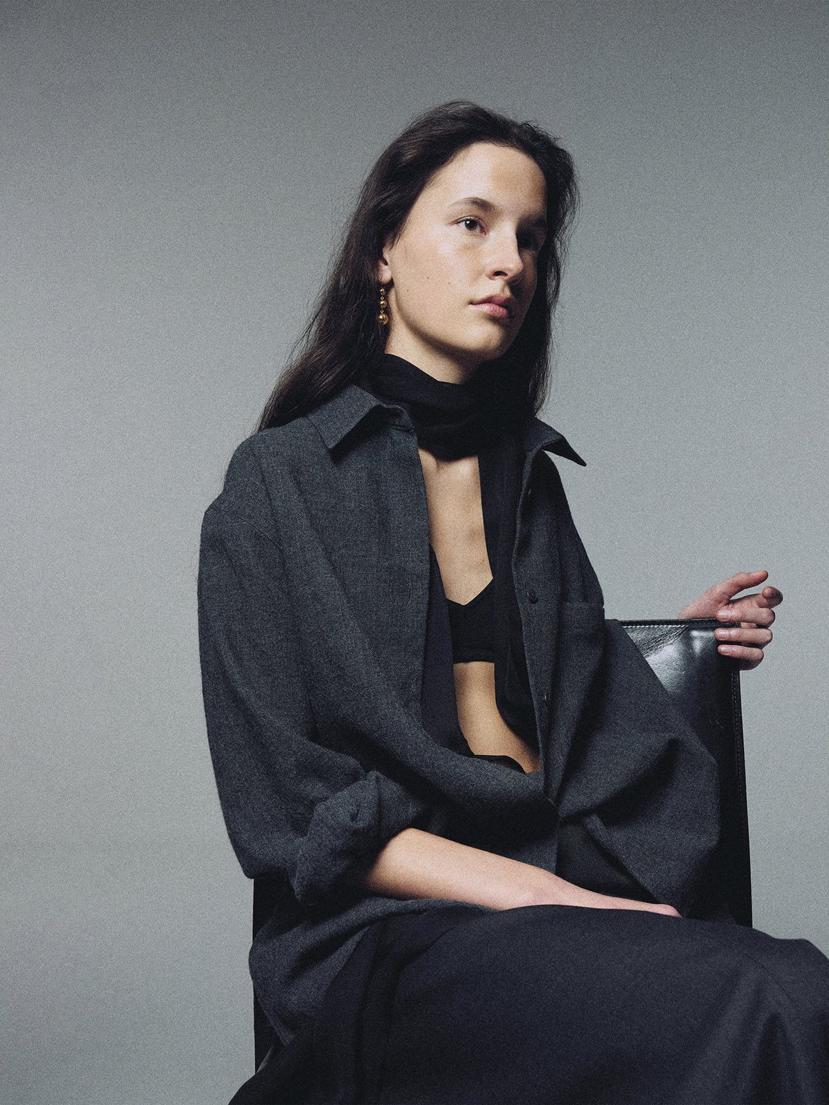 Nothing Written Pinué Wool Shirt (Charcoal)