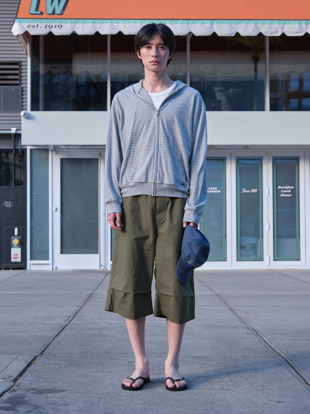 Low Classic Washed Cotton Cargo Half Pants Olive Khaki