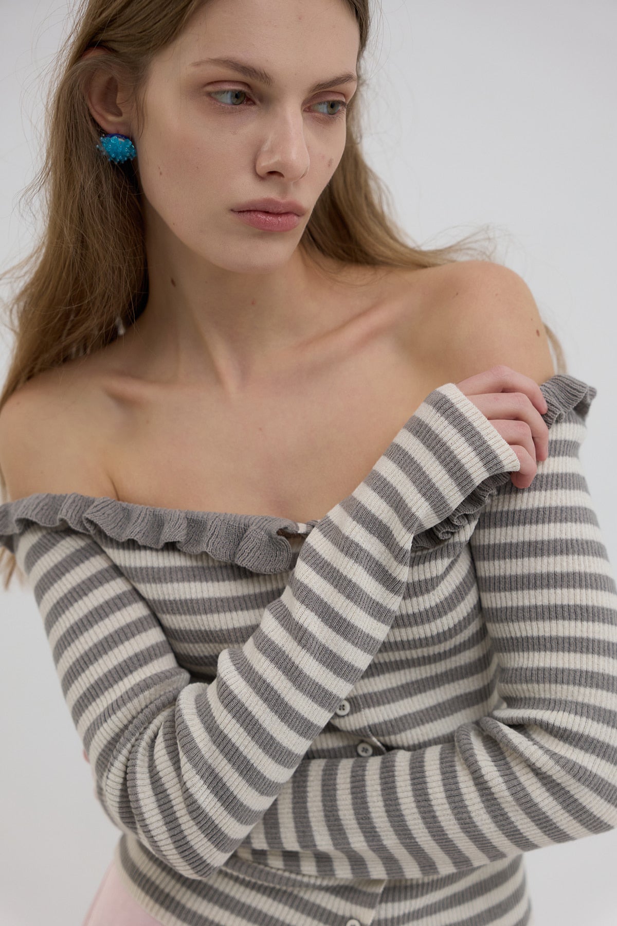 Overdueflair Off-Shoulder Frilled Stripe Cardigan Cream/Grey
