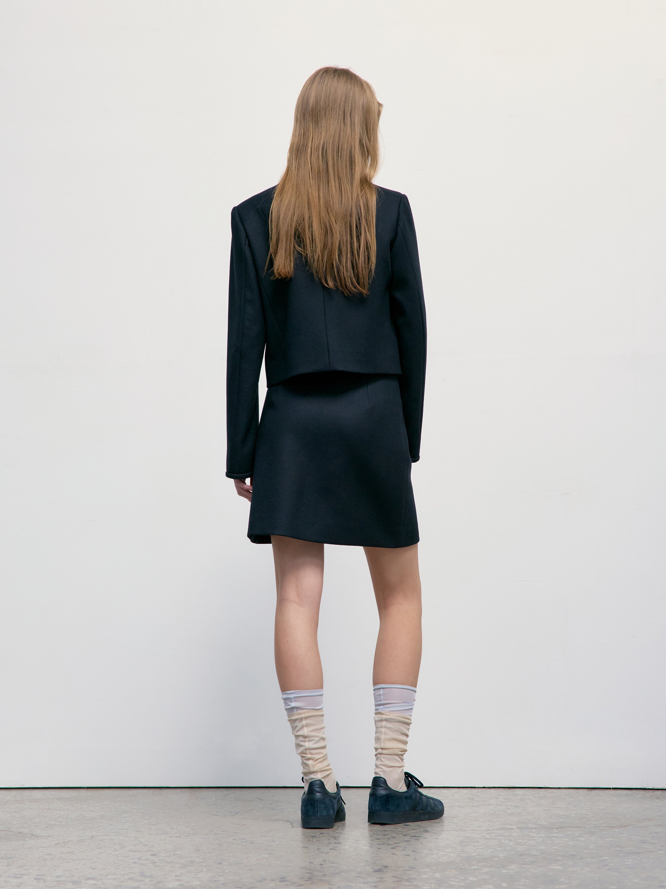 [low_classic] A-Line Mini Skirt
Black