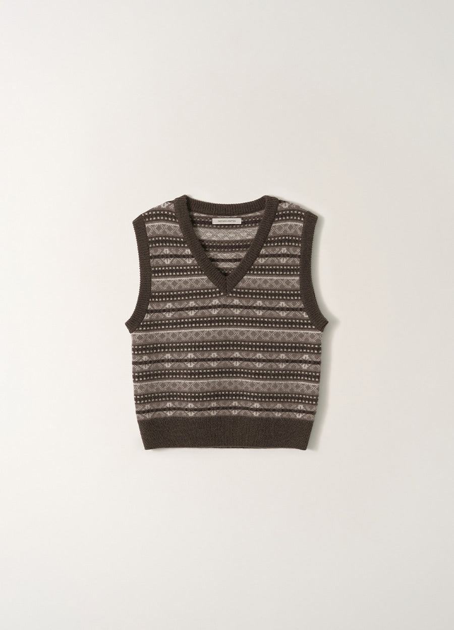 Nothing Written Cabin knit vest (Brown)