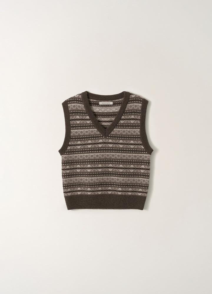Nothing Written Cabin knit vest (Brown)