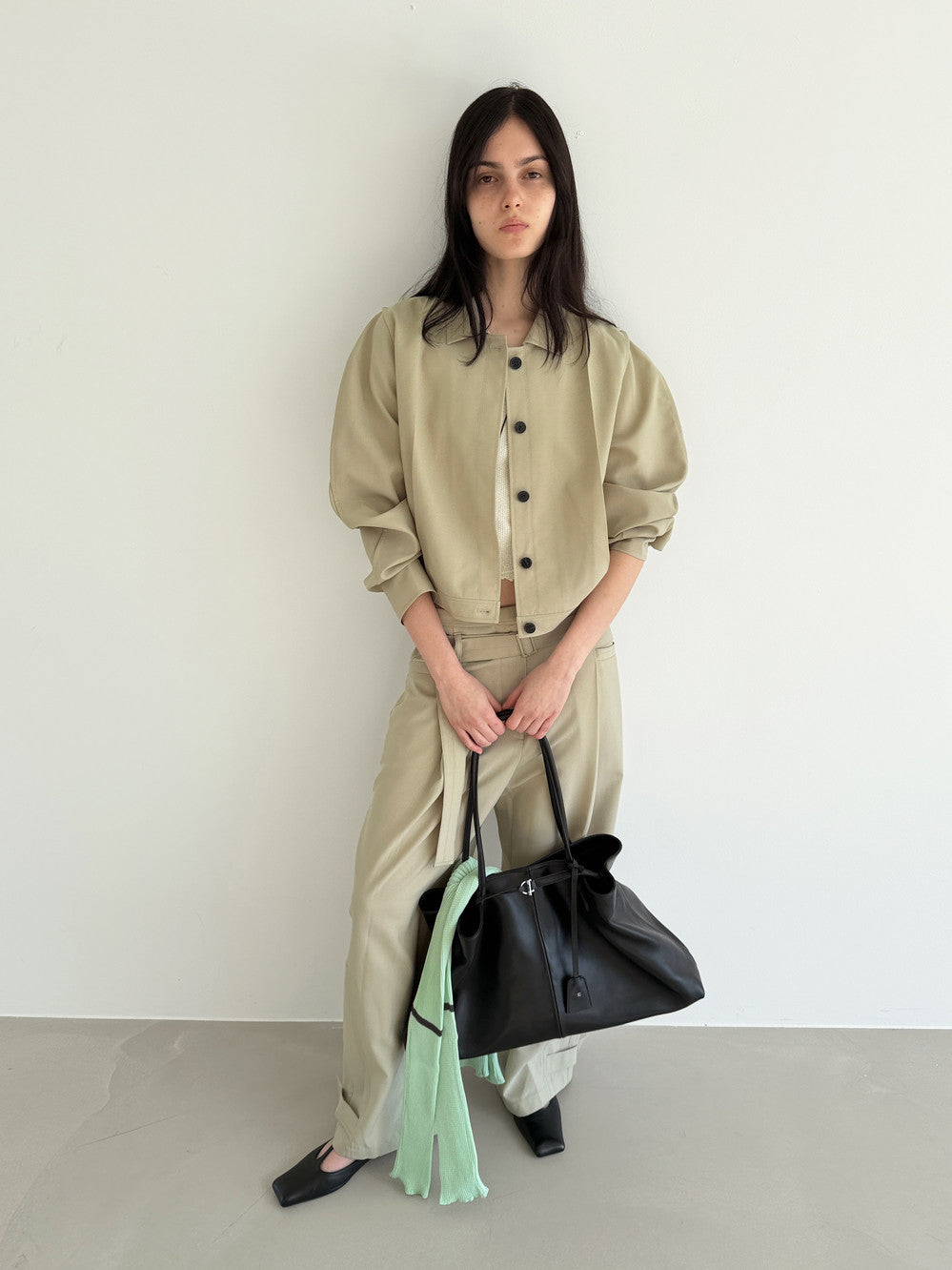 Low Classic Haricot Bag Leather Black