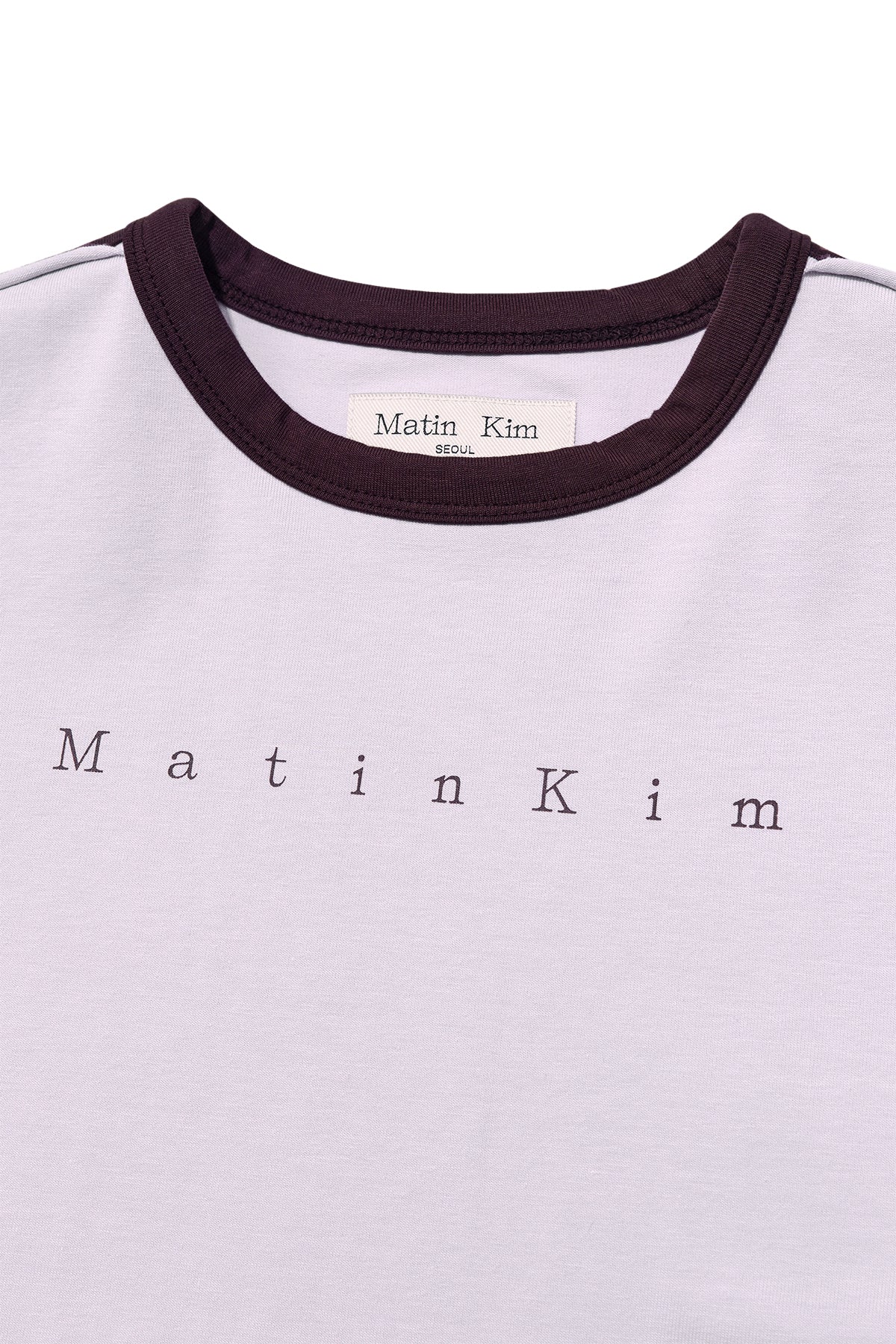 [matinkim] COLOR LINE POINT LOGO CROP TOP FOR WOMEN IN LILAC