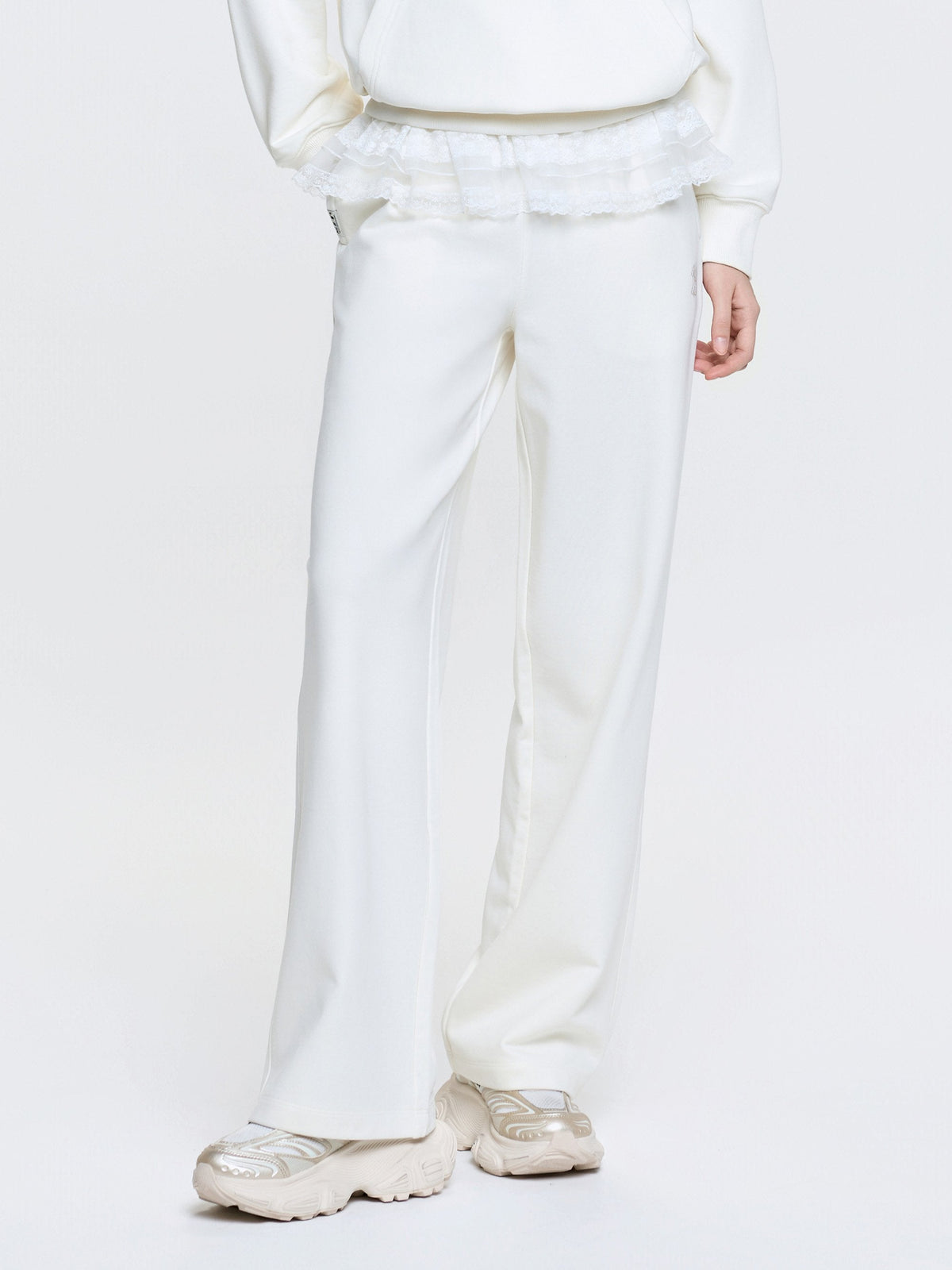 Mlb Women's Basic Lace Ruffle Semi Wide Pants